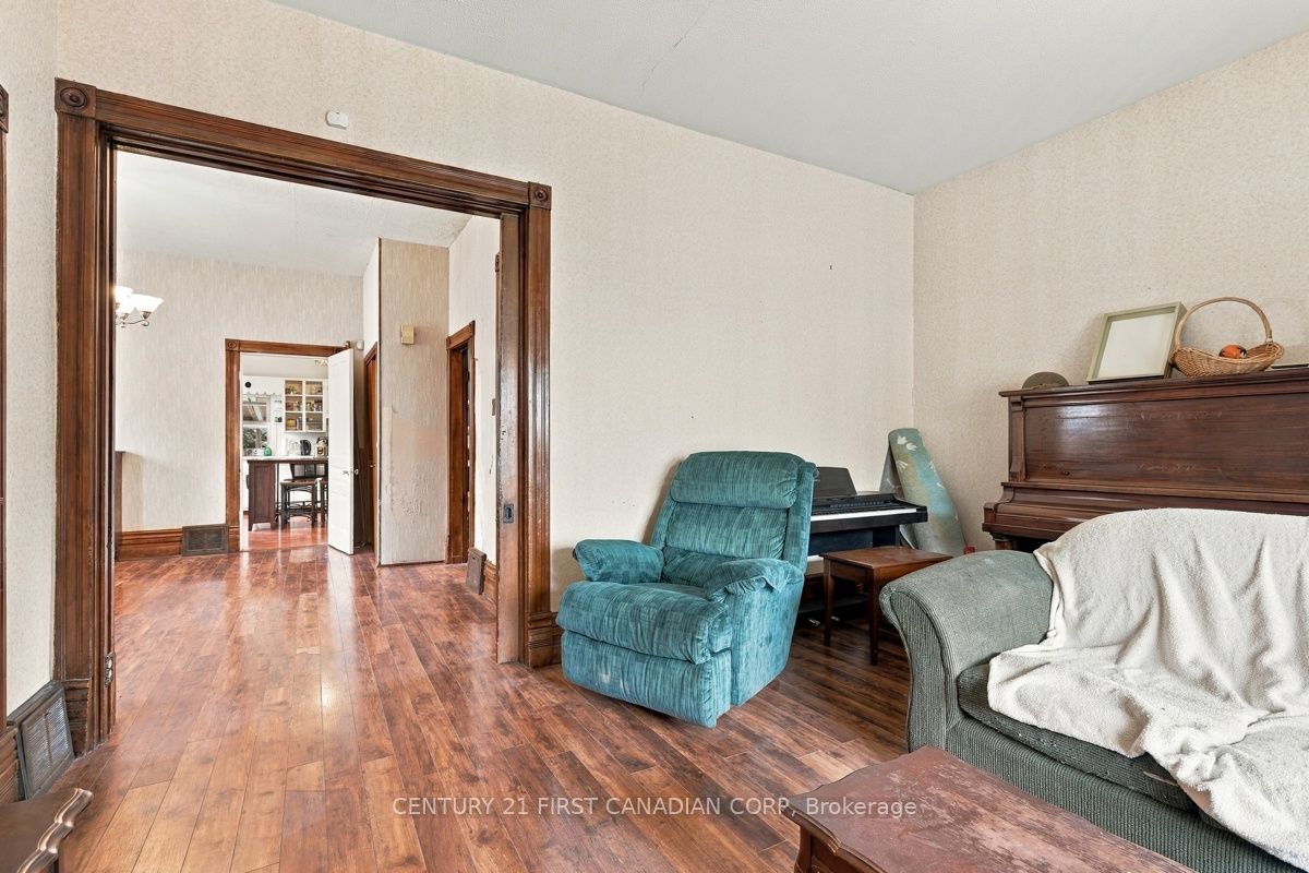 367 Hamilton Road Property Photo 14