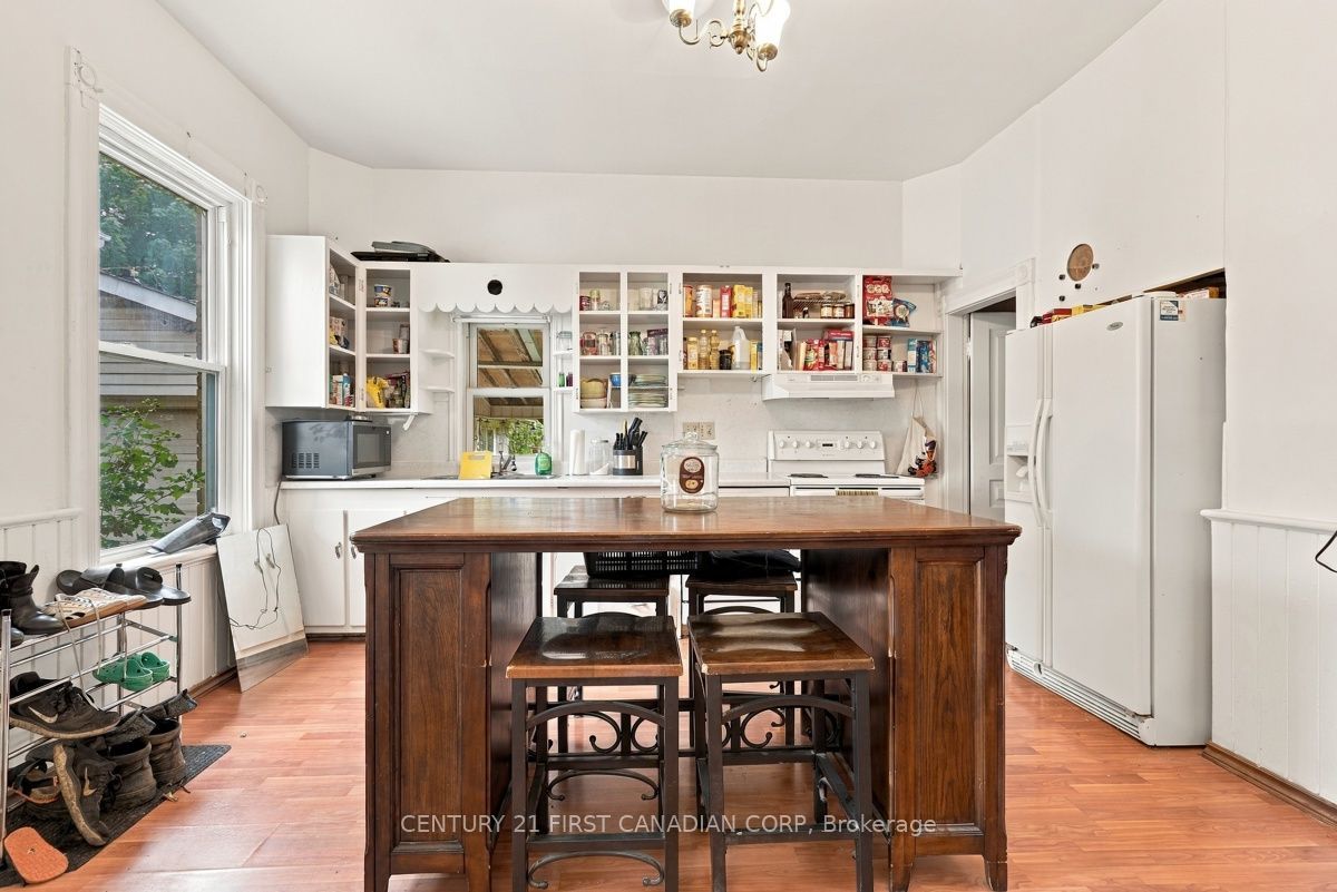 367 Hamilton Road Property Photo 16