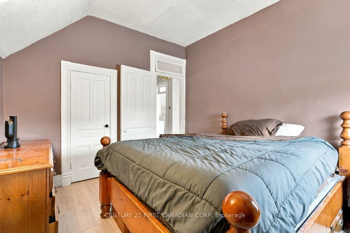 367 Hamilton Road Property Photo 22