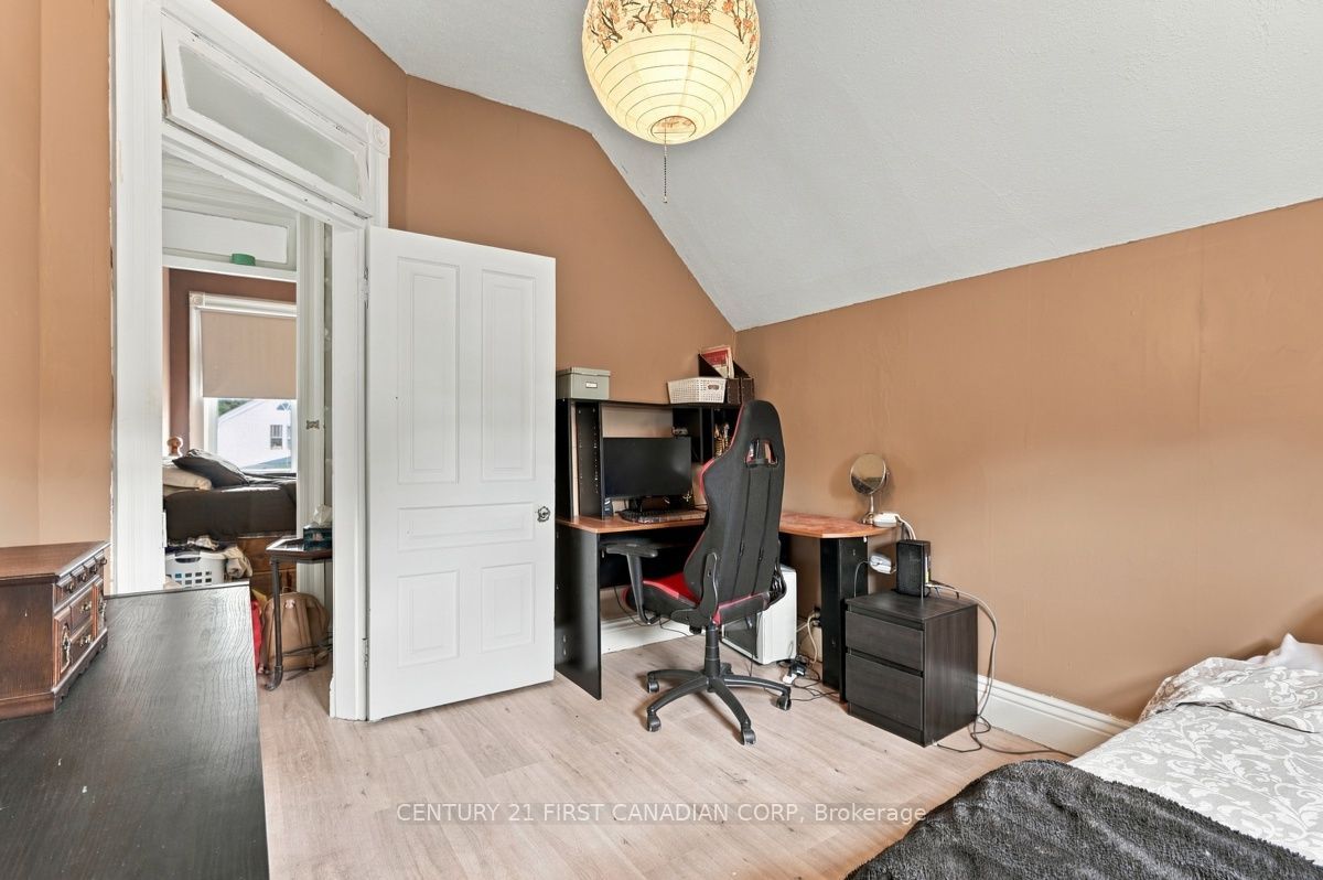 367 Hamilton Road Property Photo 26