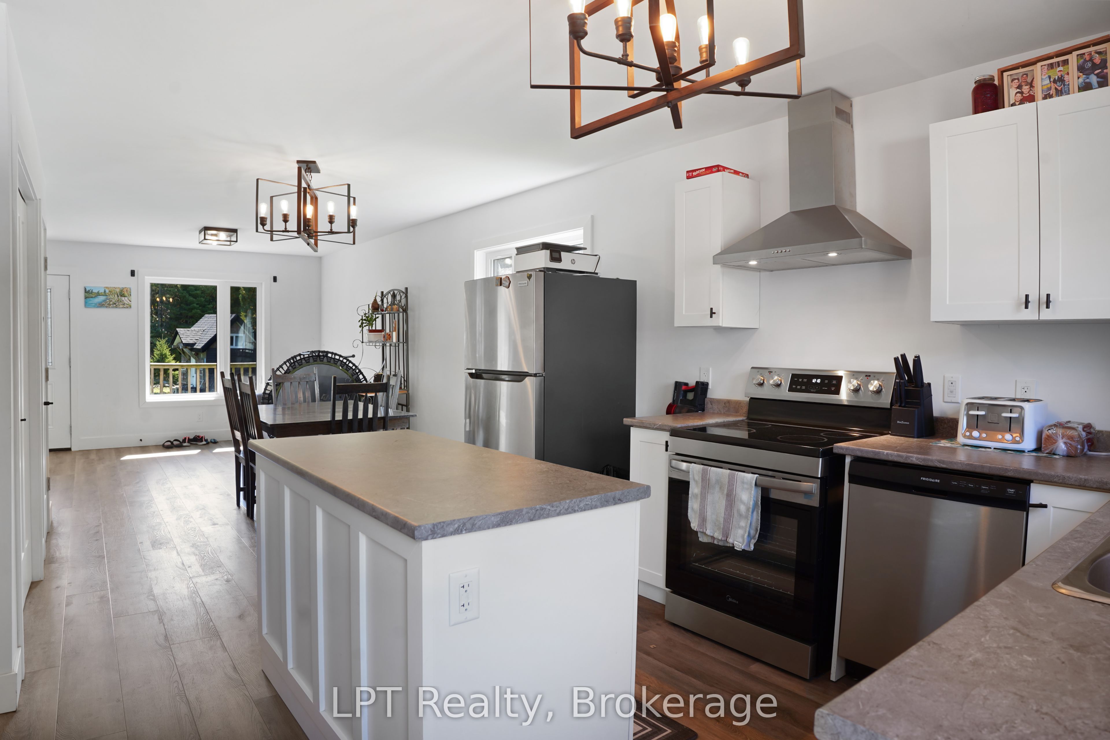 43 Henwood Street Property Photo 13