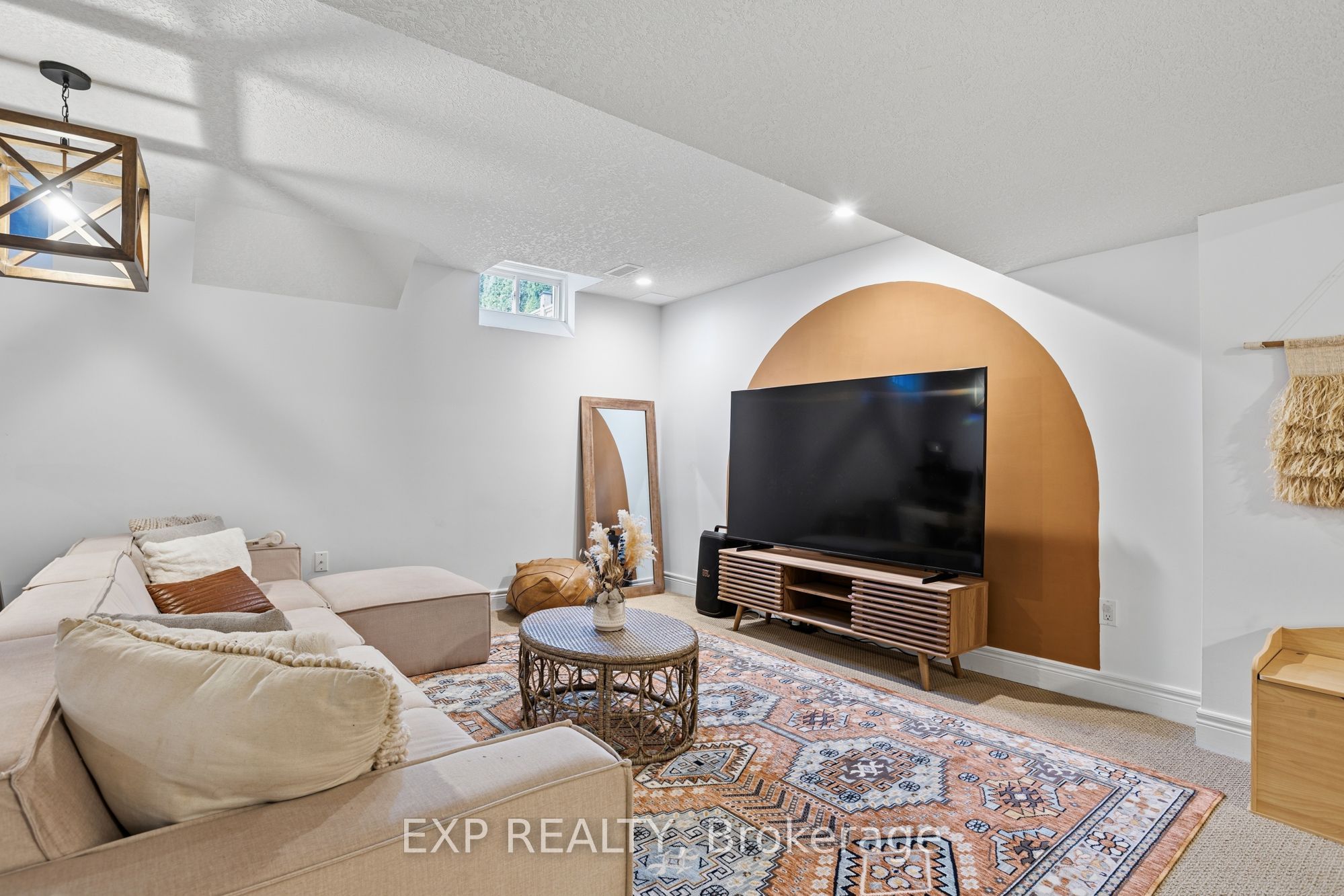 253 Upper Mount Albion Road Property Photo 34