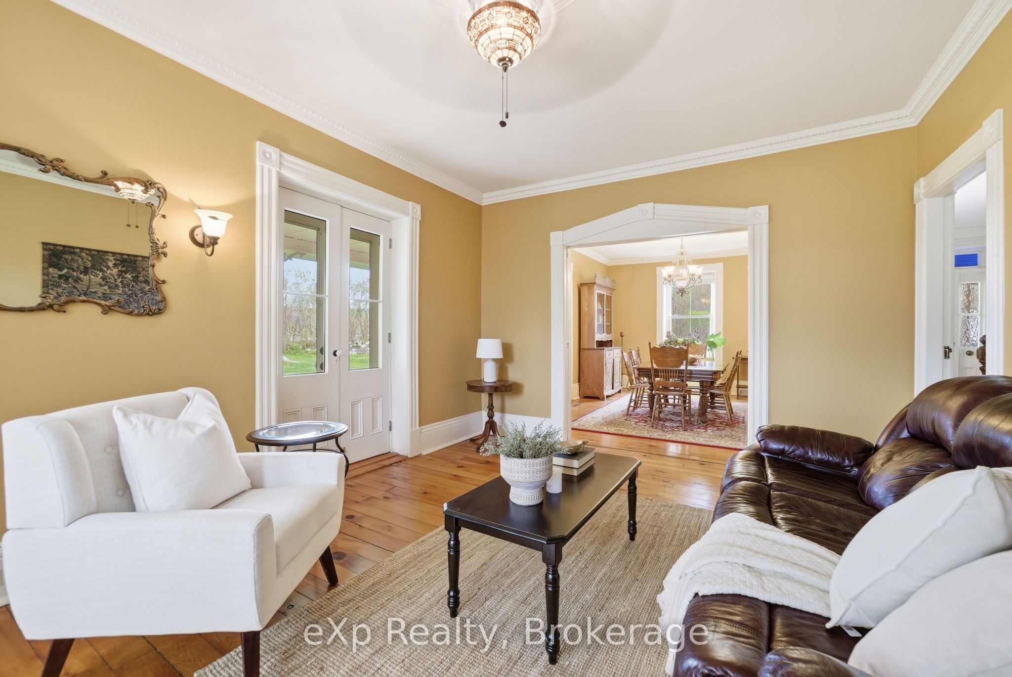 4081 Burnham Street N Property Photo 5