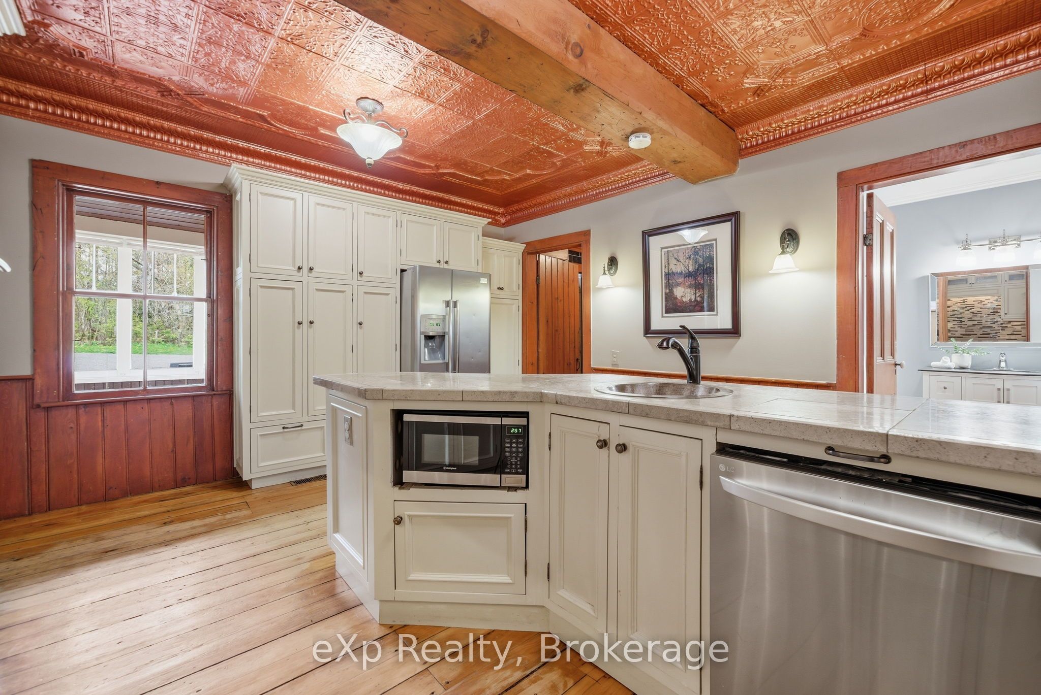4081 Burnham Street N Property Photo 10