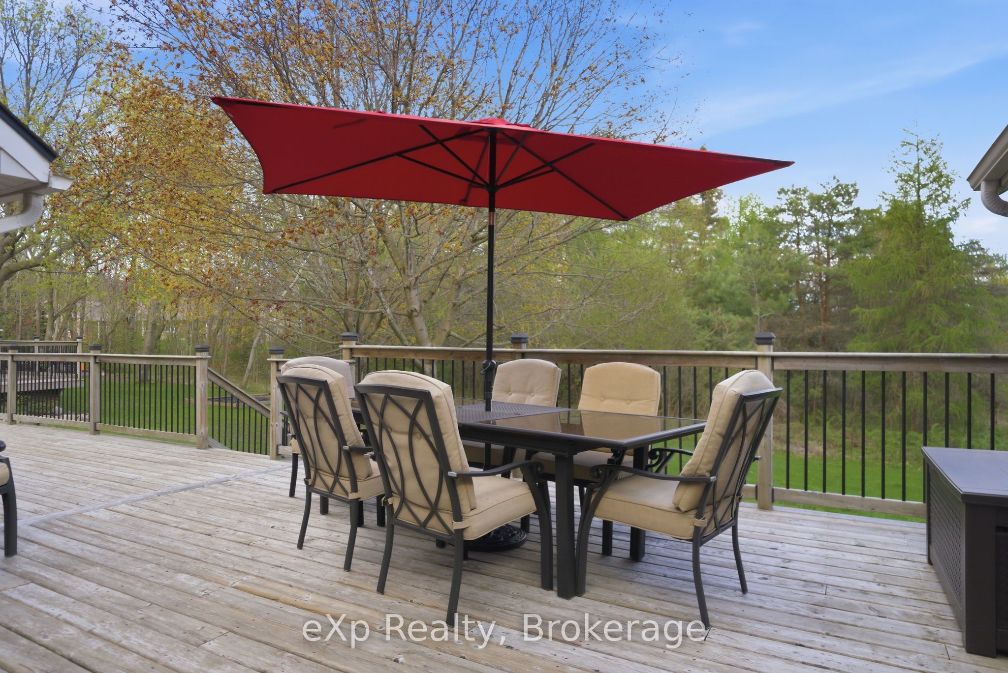 4081 Burnham Street N Property Photo 29