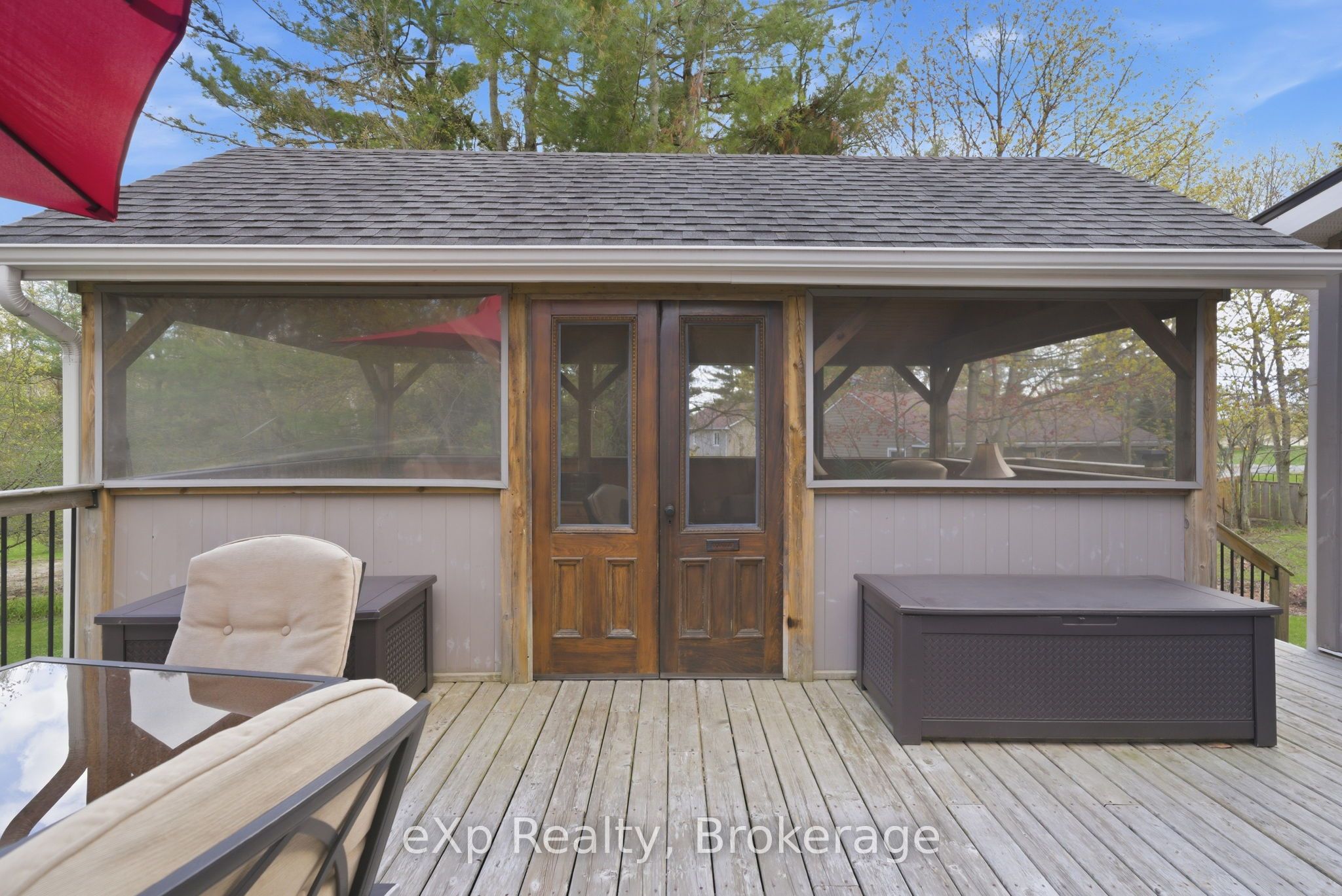 4081 Burnham Street N Property Photo 30
