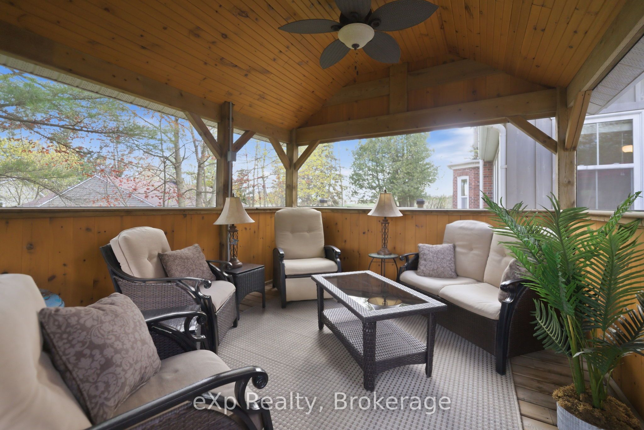 4081 Burnham Street N Property Photo 31