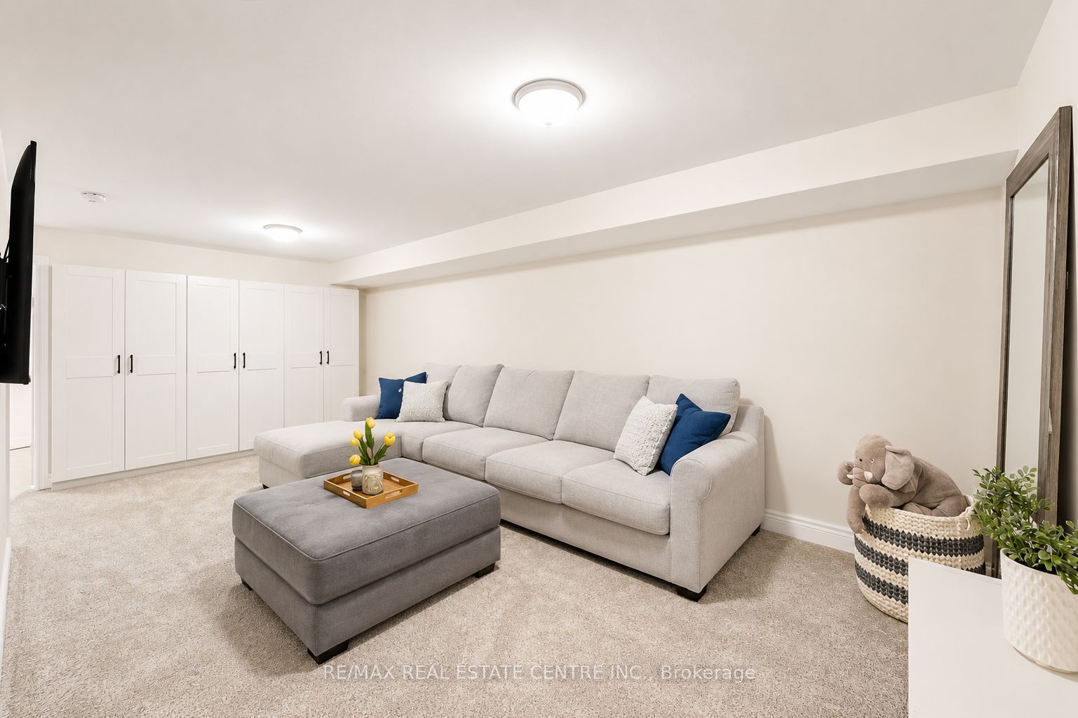199 Alderson Court Property Photo 11