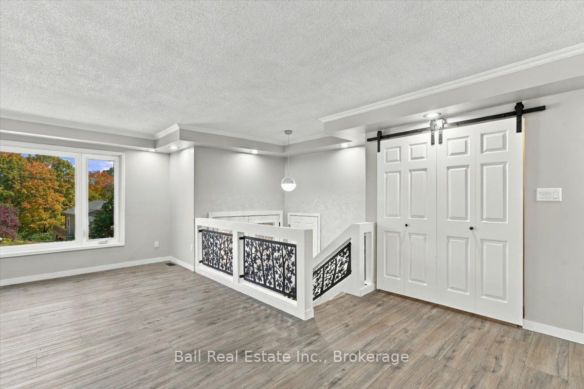 16 Maple Street Property Photo 9