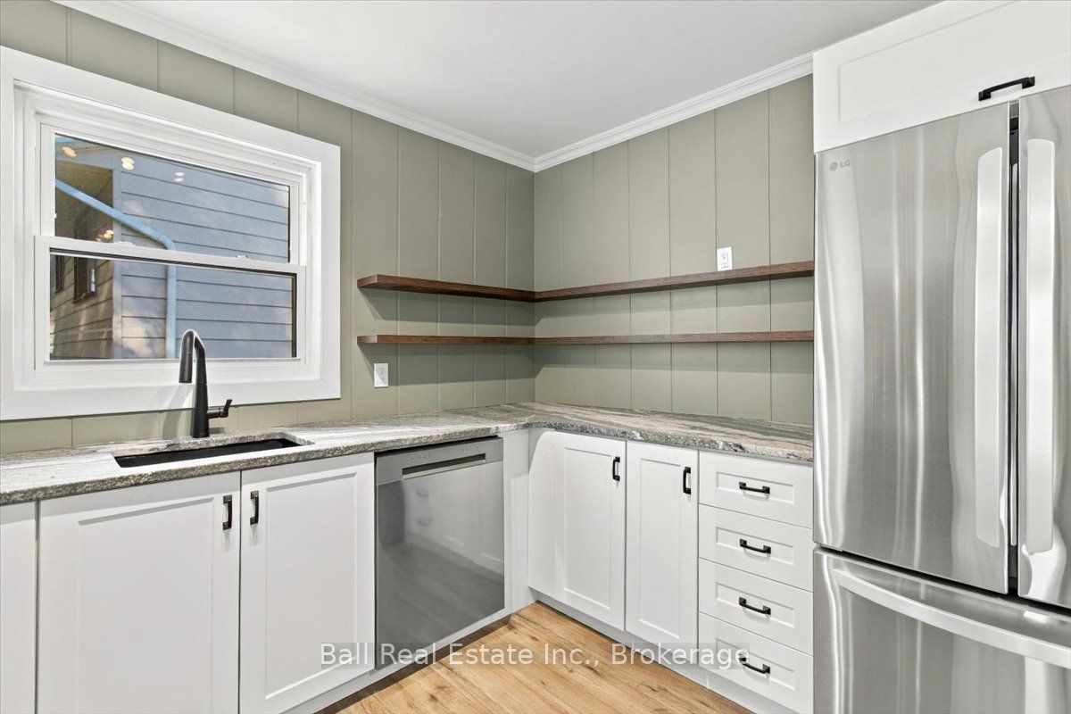 16 Maple Street Property Photo 17