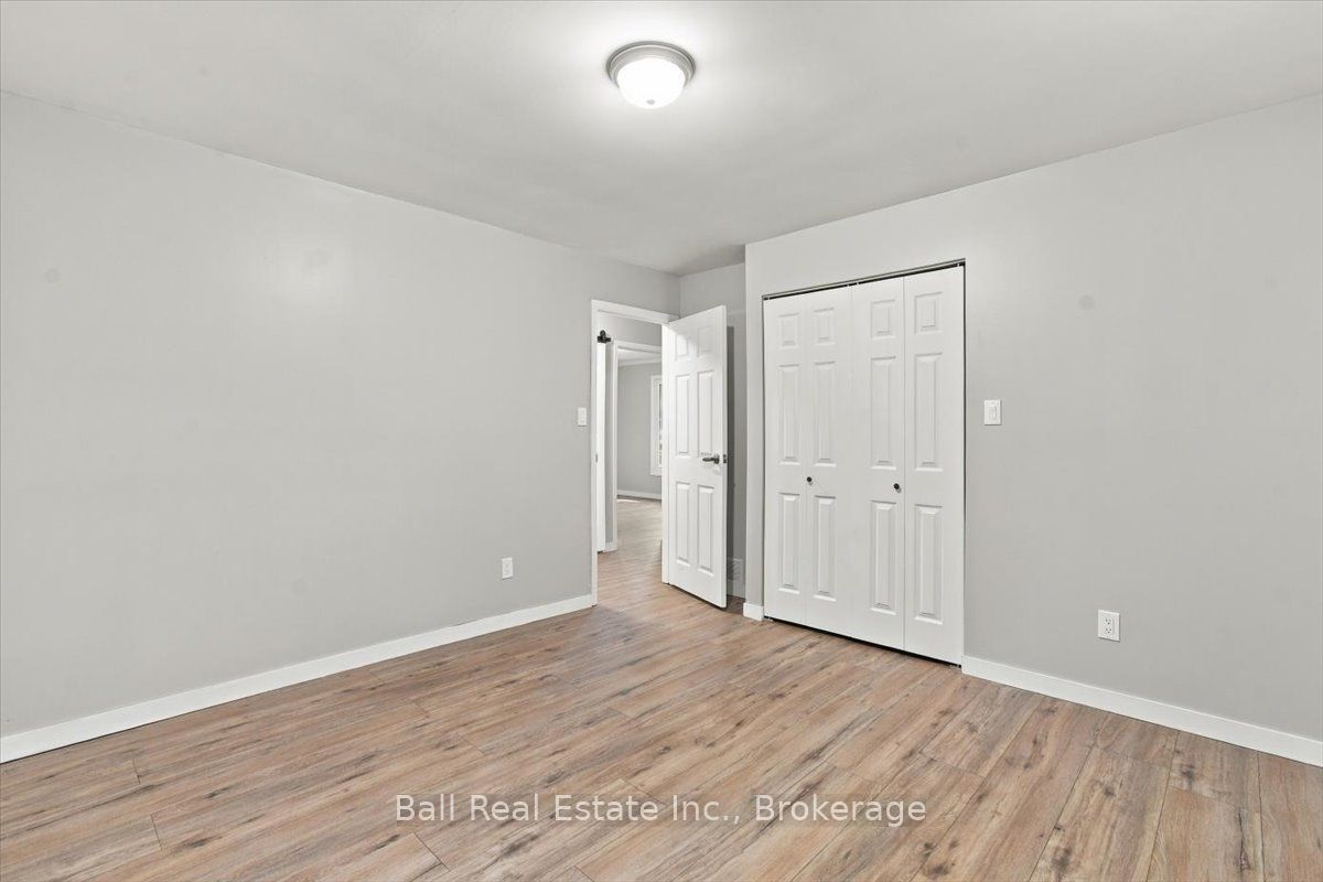16 Maple Street Property Photo 21