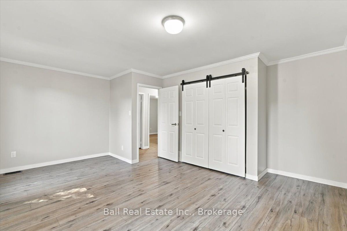 16 Maple Street Property Photo 25