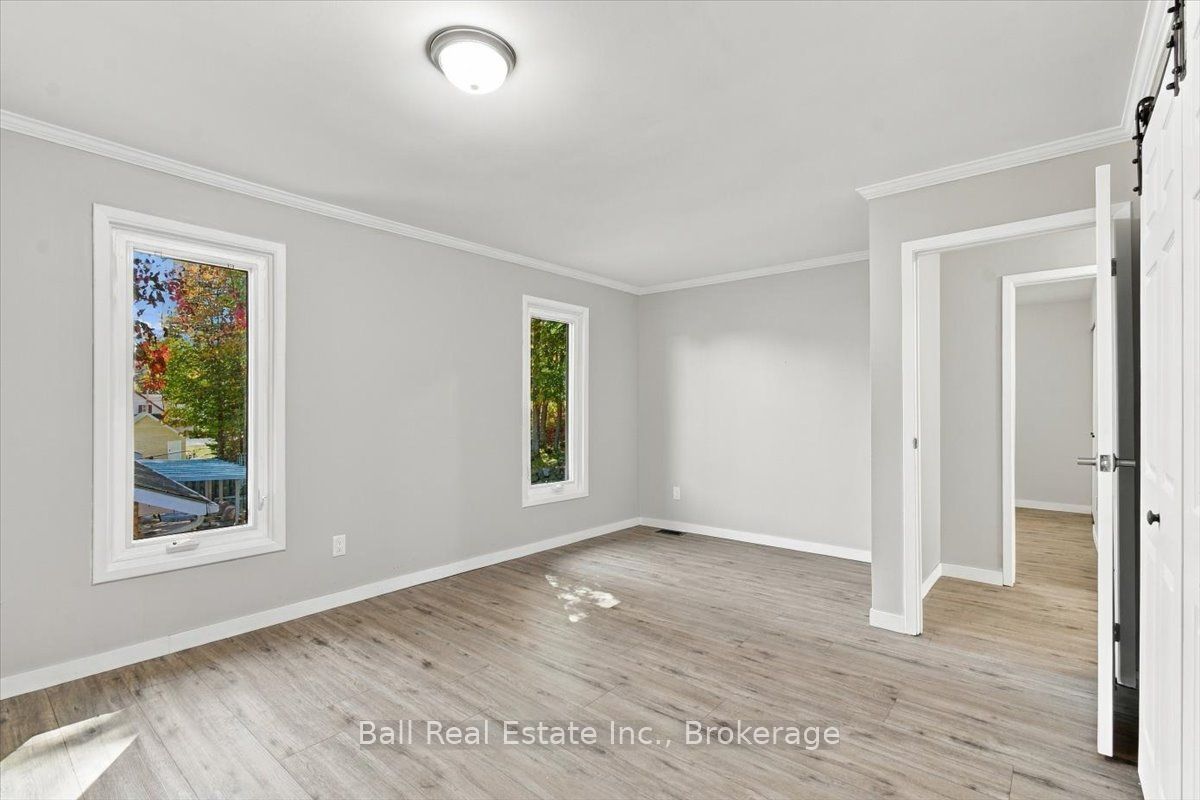16 Maple Street Property Photo 26