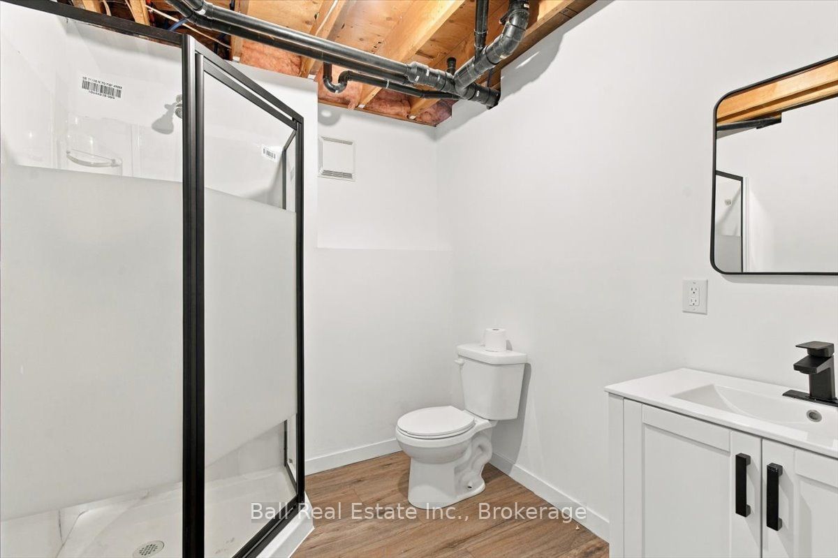 16 Maple Street Property Photo 36