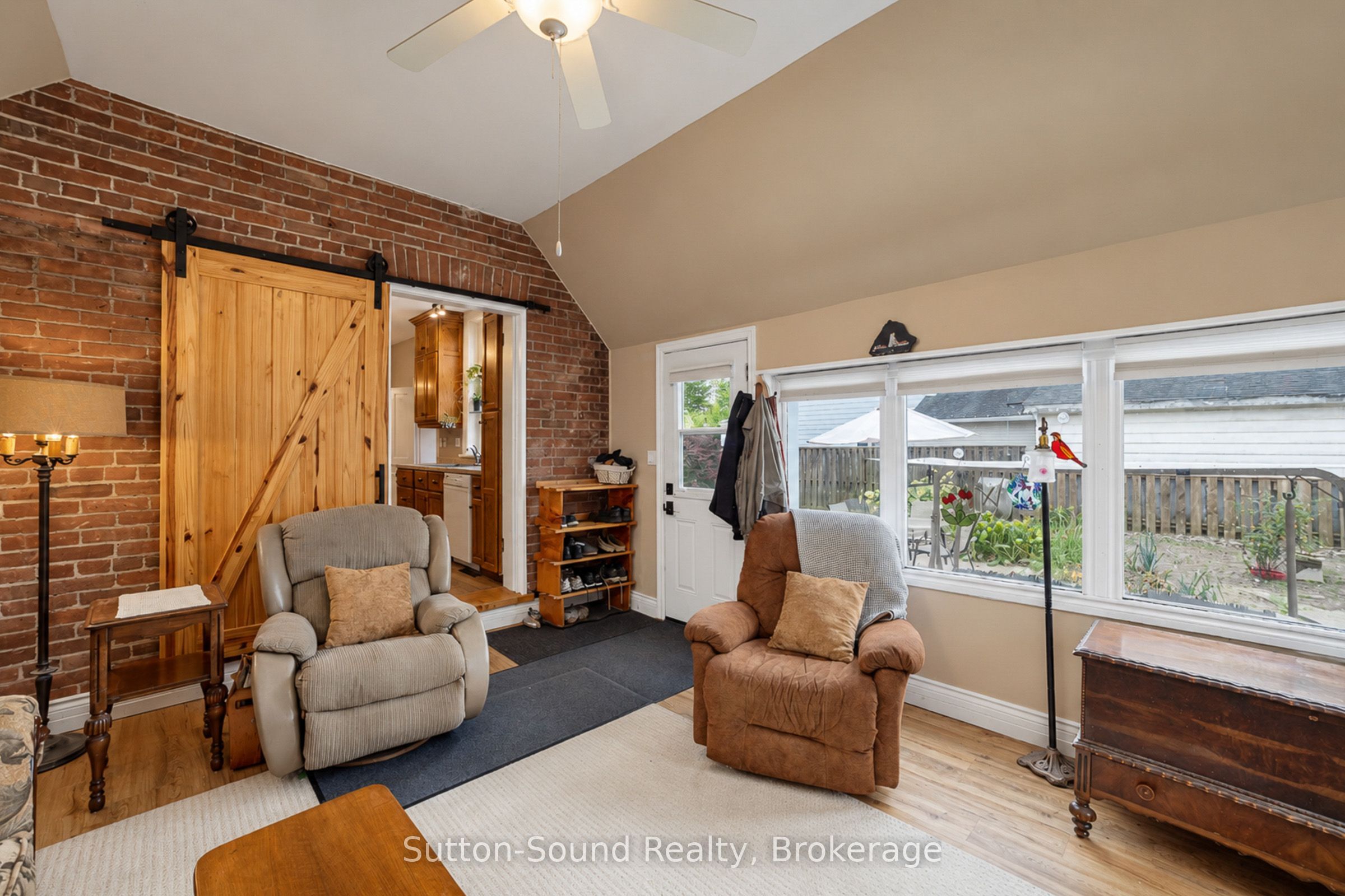 2344 3rd Avenue W Property Photo 28