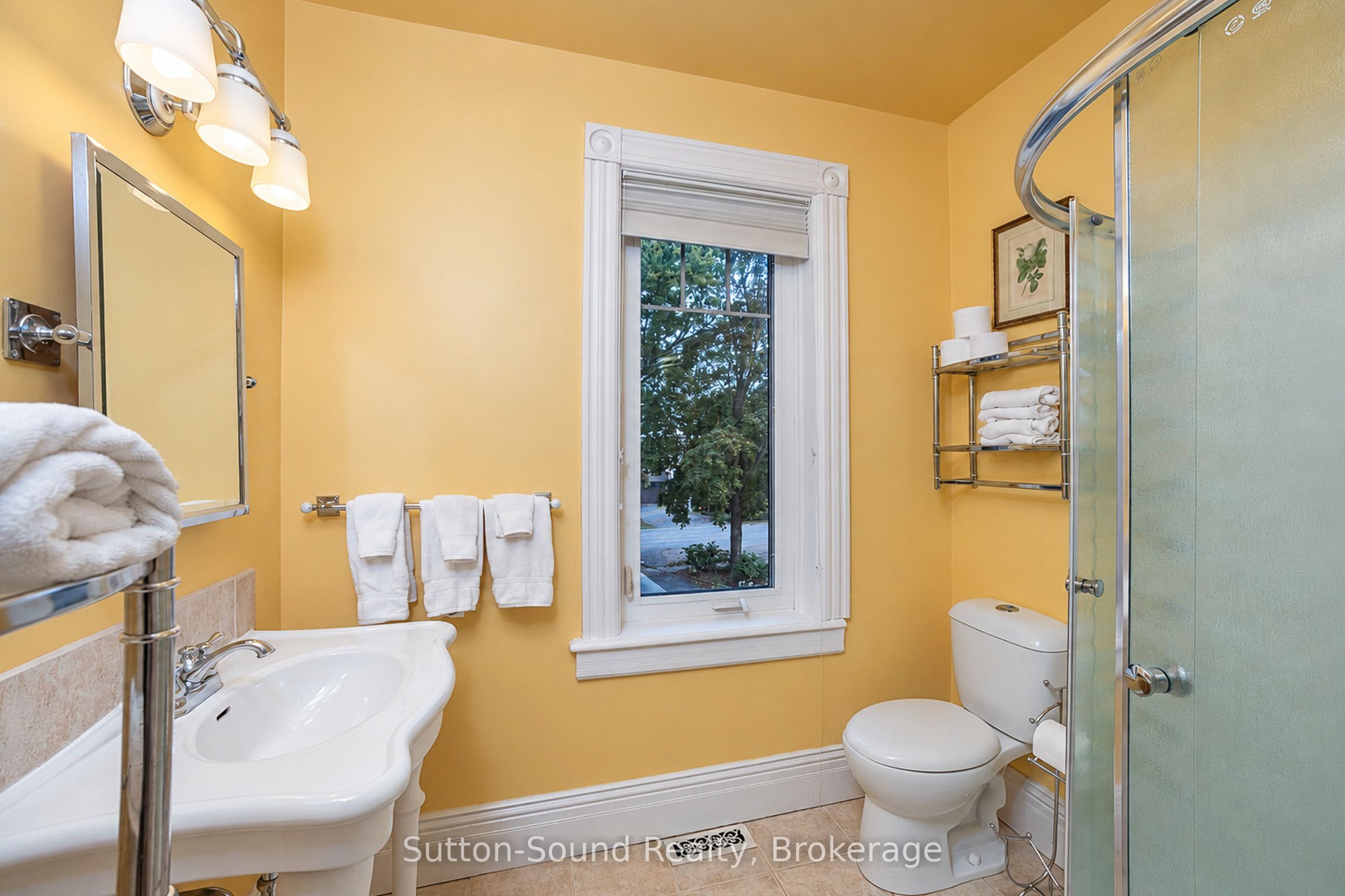 2344 3rd Avenue W Property Photo 32