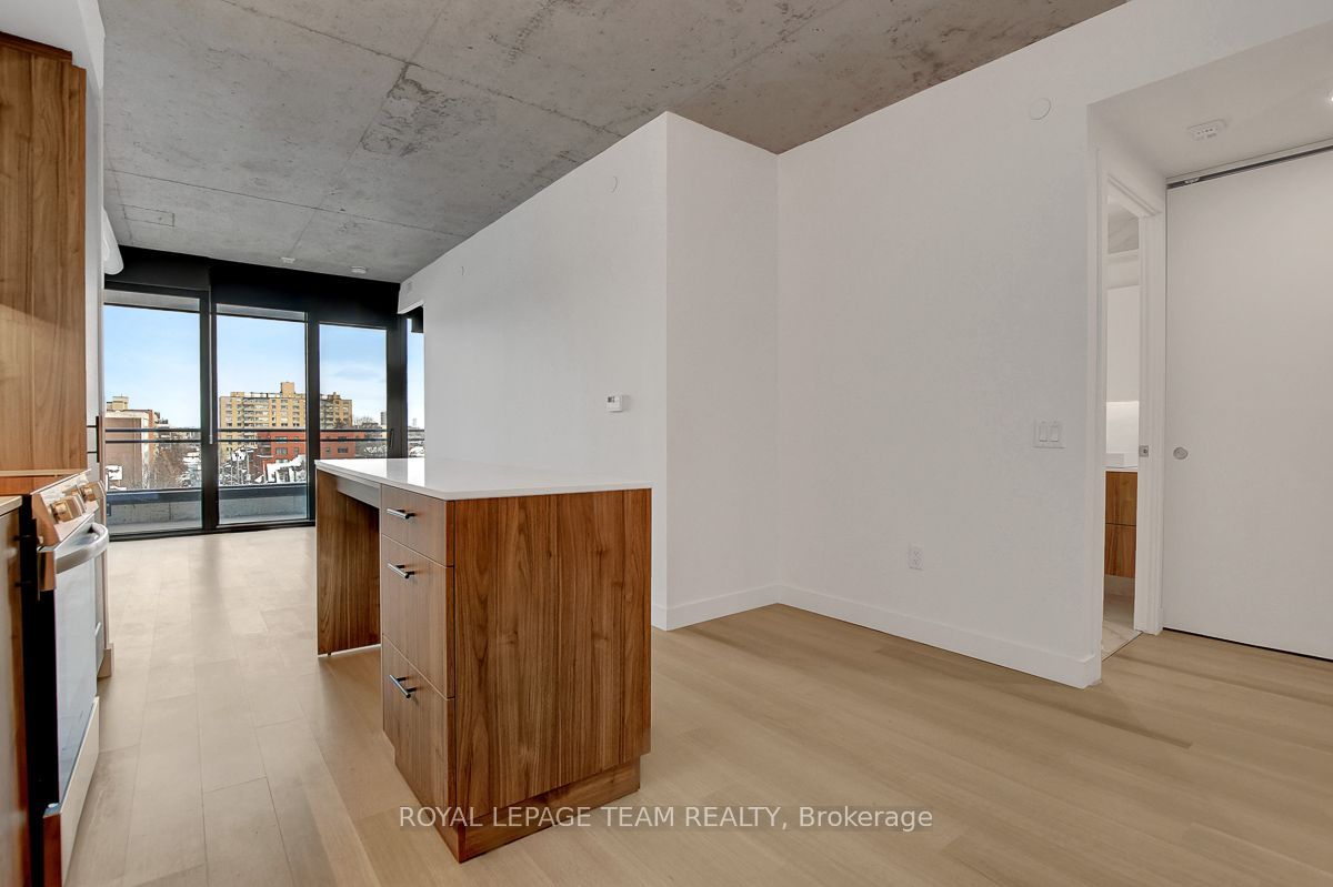 10 James Street 509 Property Photo 5