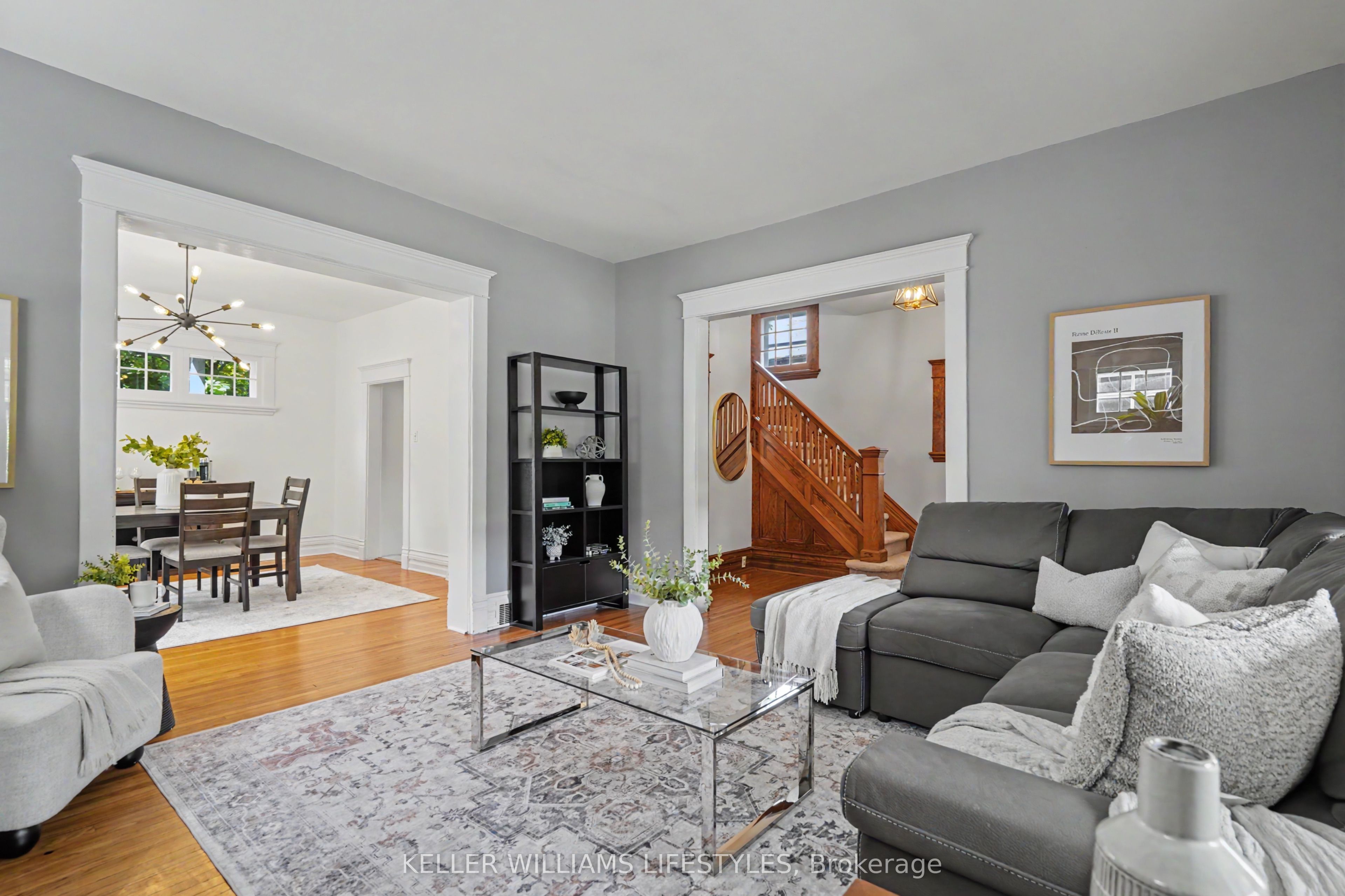 31 Gerrard Street Property Photo 8