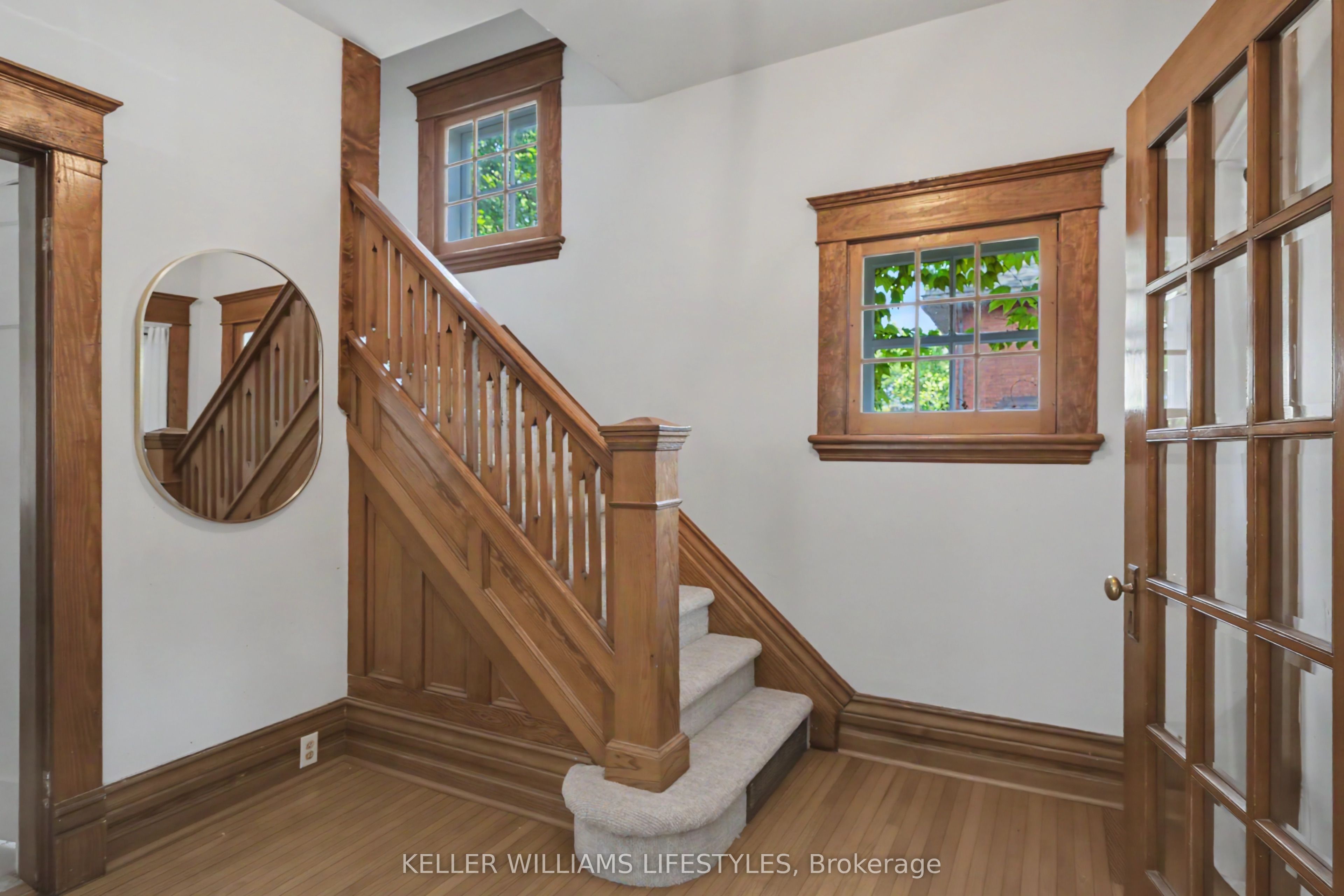 31 Gerrard Street Property Photo 16