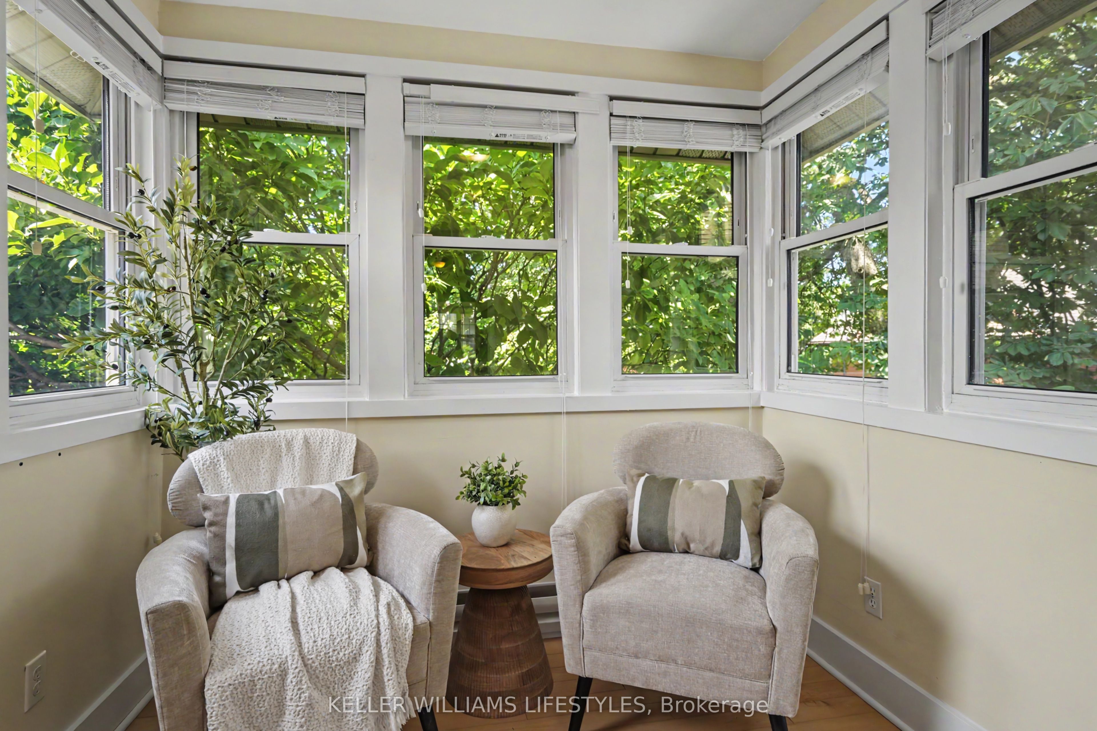 31 Gerrard Street Property Photo 29