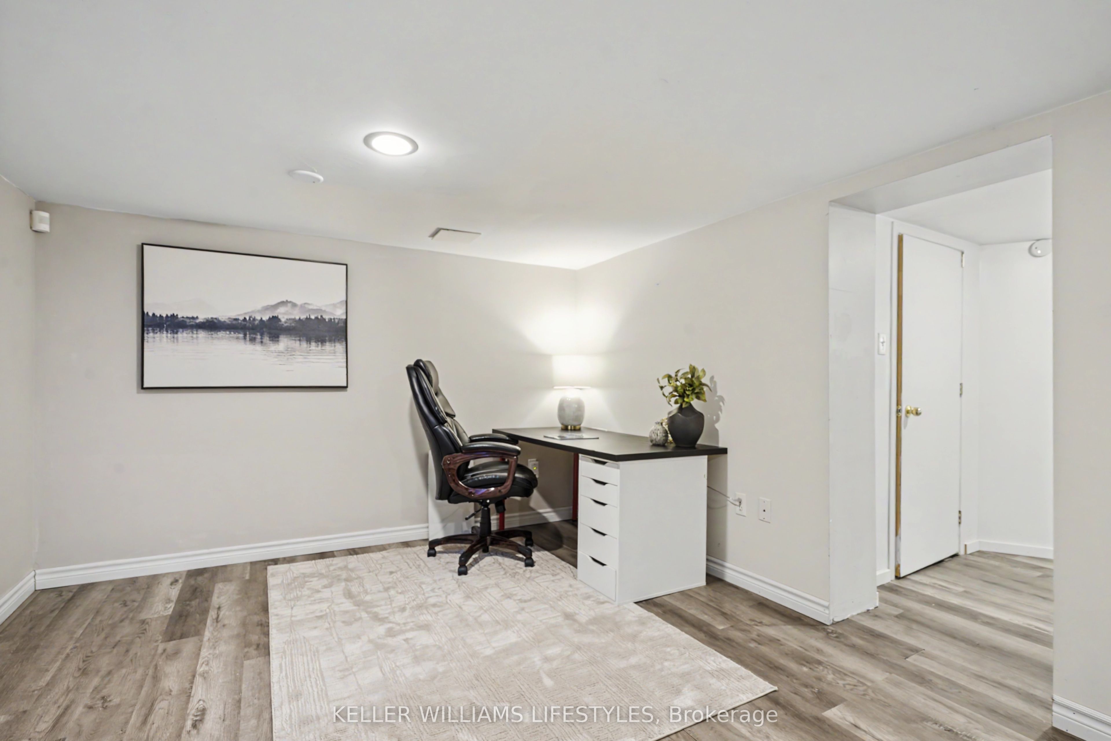 31 Gerrard Street Property Photo 31
