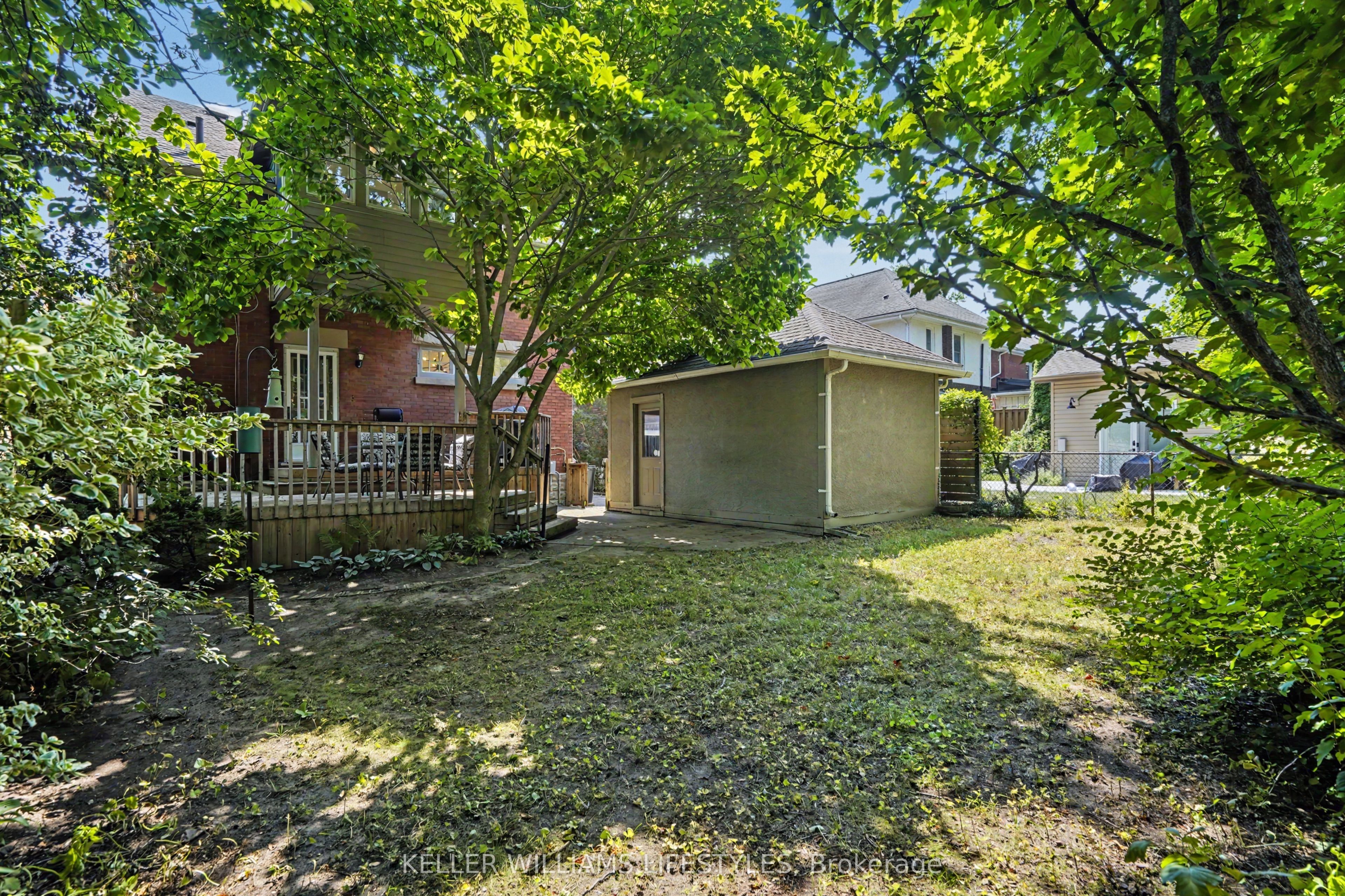 31 Gerrard Street Property Photo 47