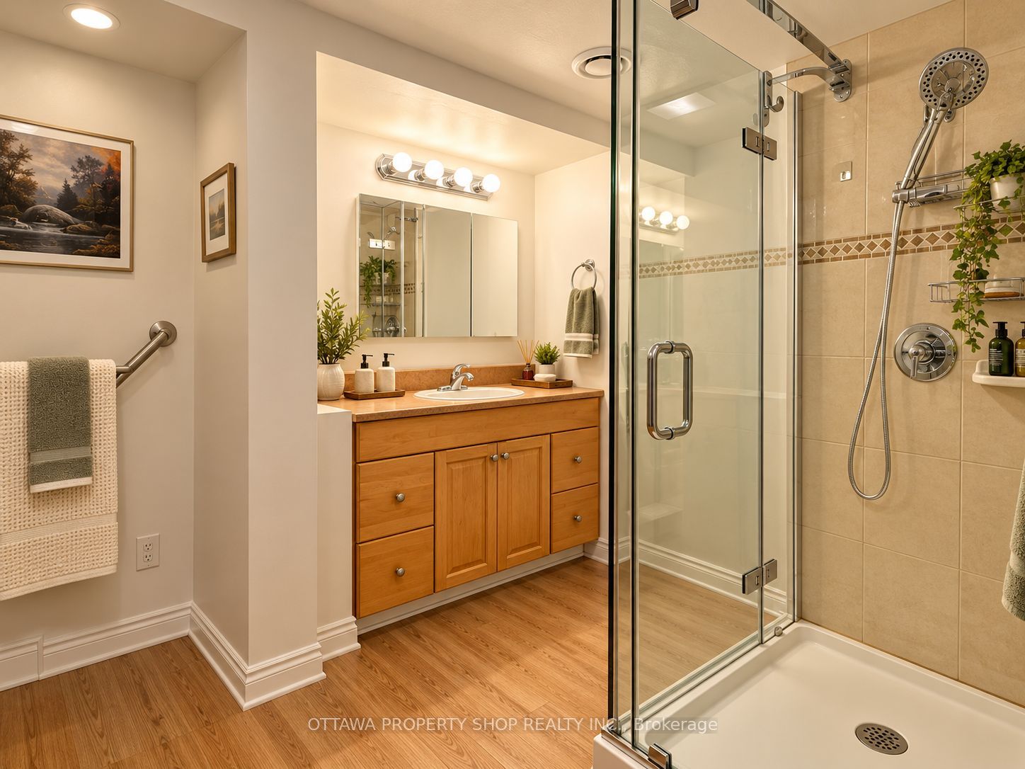 1465 Queensdale Avenue Property Photo 7