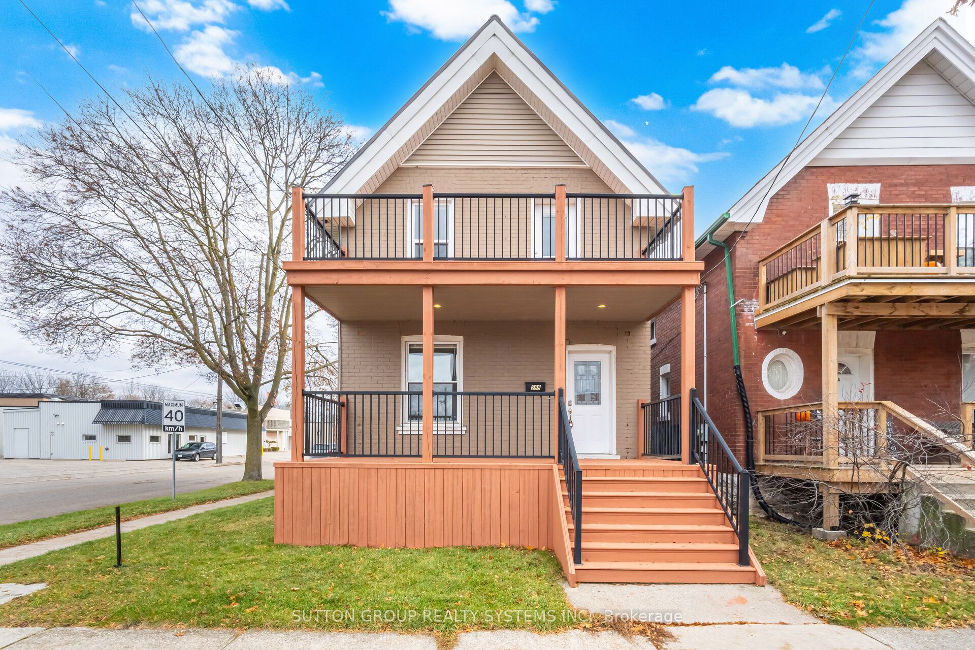 299 Park Avenue Property Photo 1