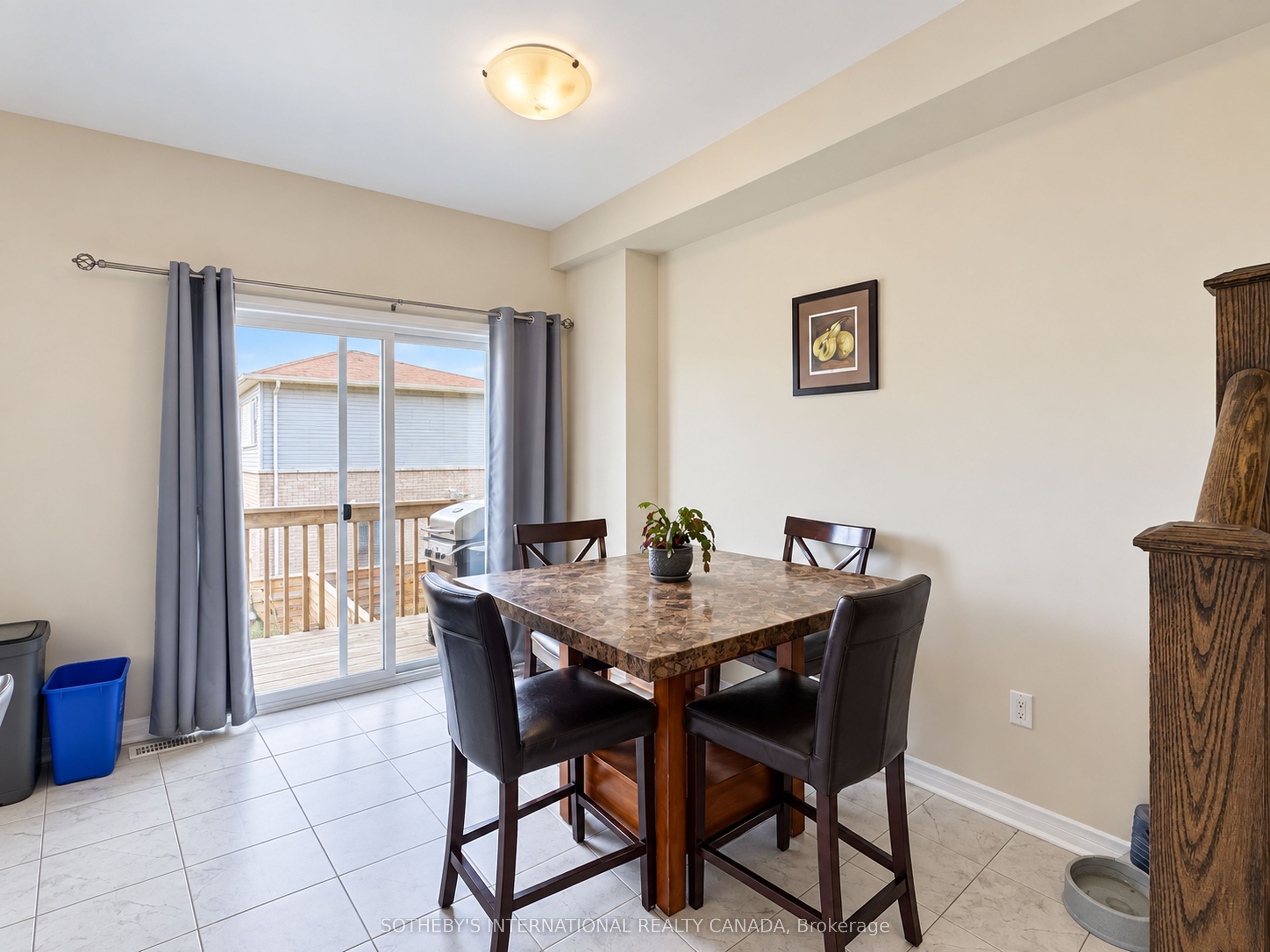 4018 Fracchioni Drive Property Photo 12