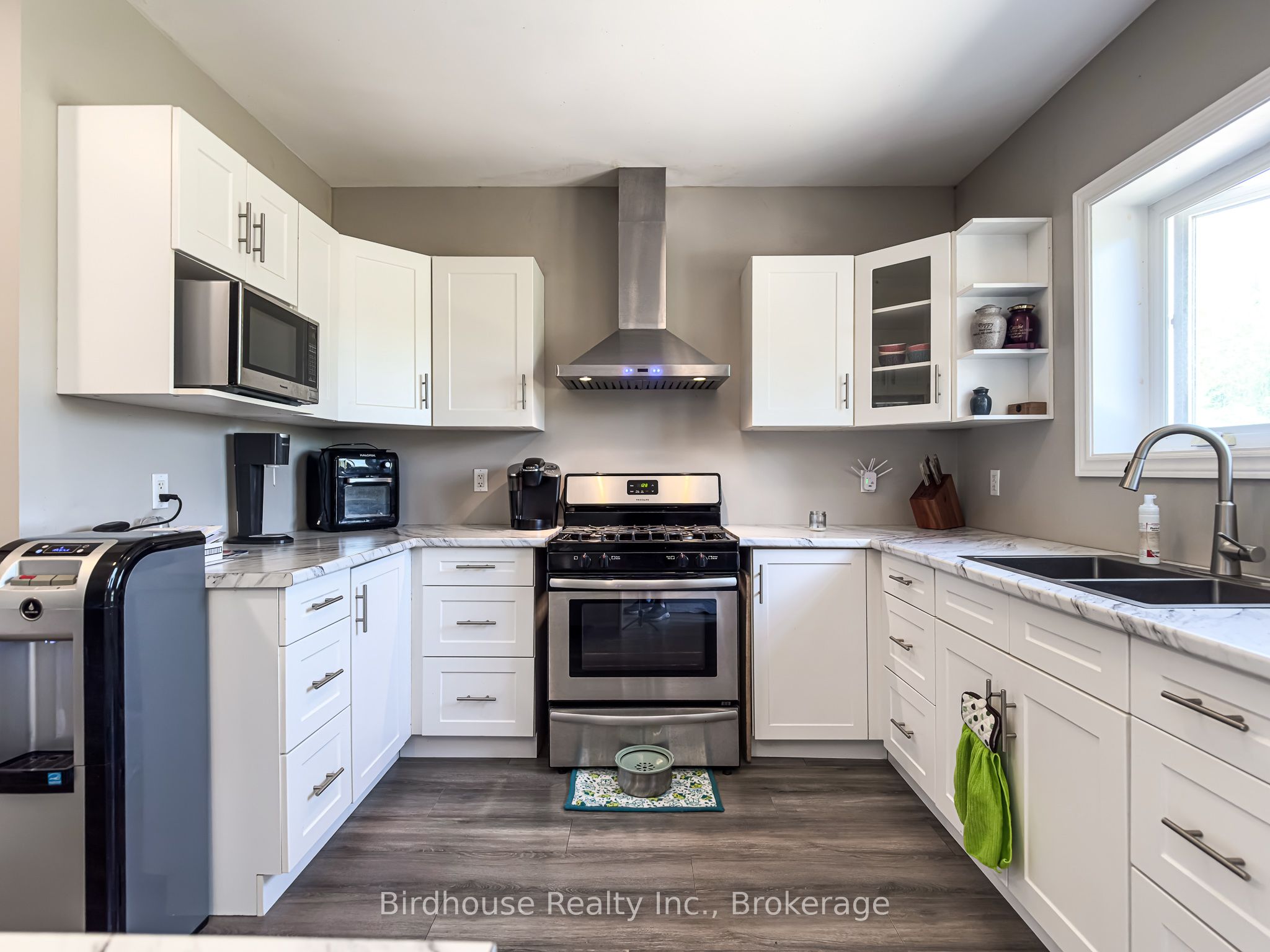 3399 Gelert Road Property Photo 14