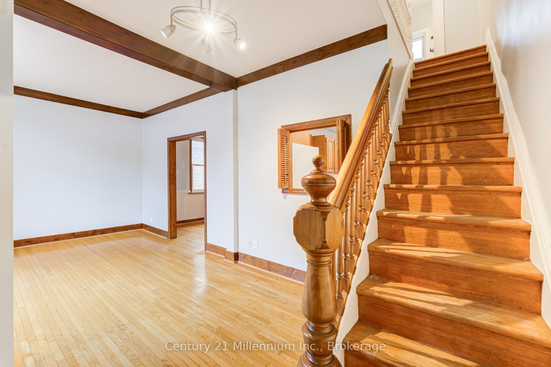 432 14th Street W Property Photo 10