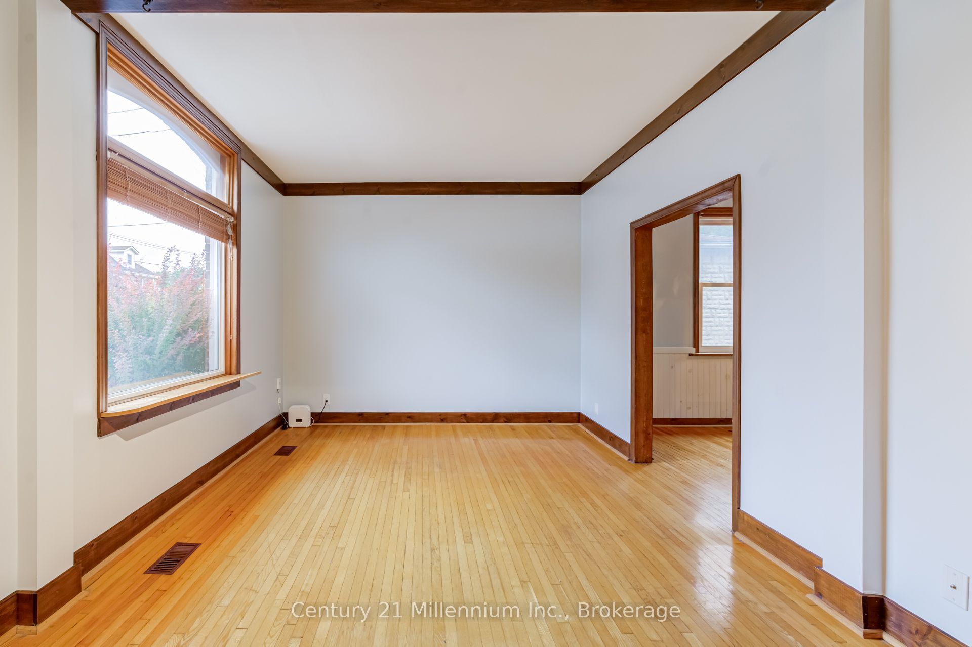432 14th Street W Property Photo 11