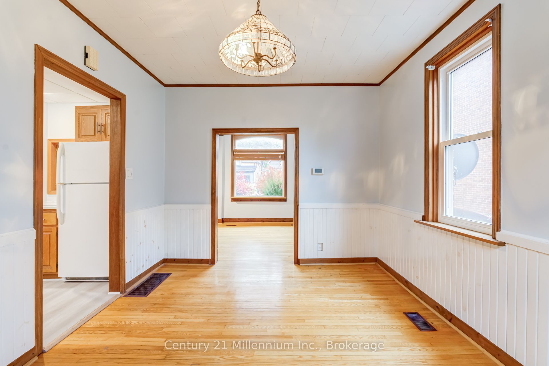 432 14th Street W Property Photo 18