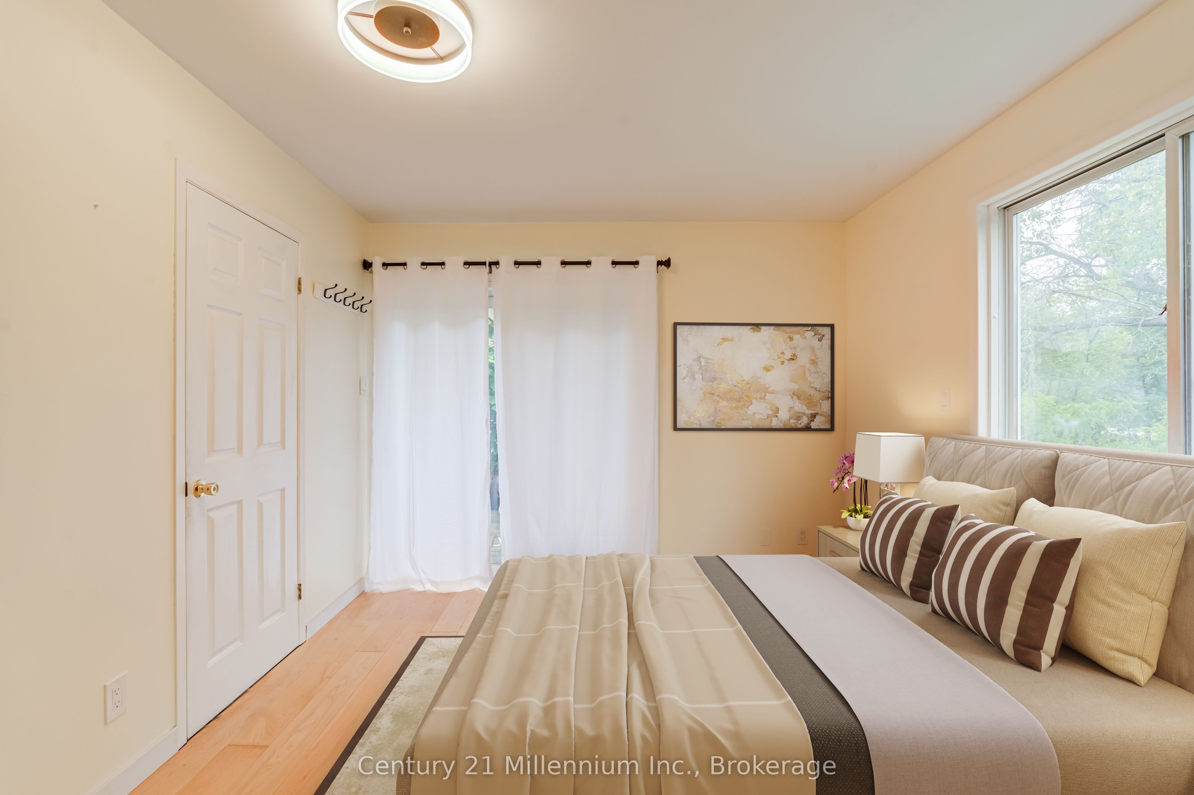 432 14th Street W Property Photo 24