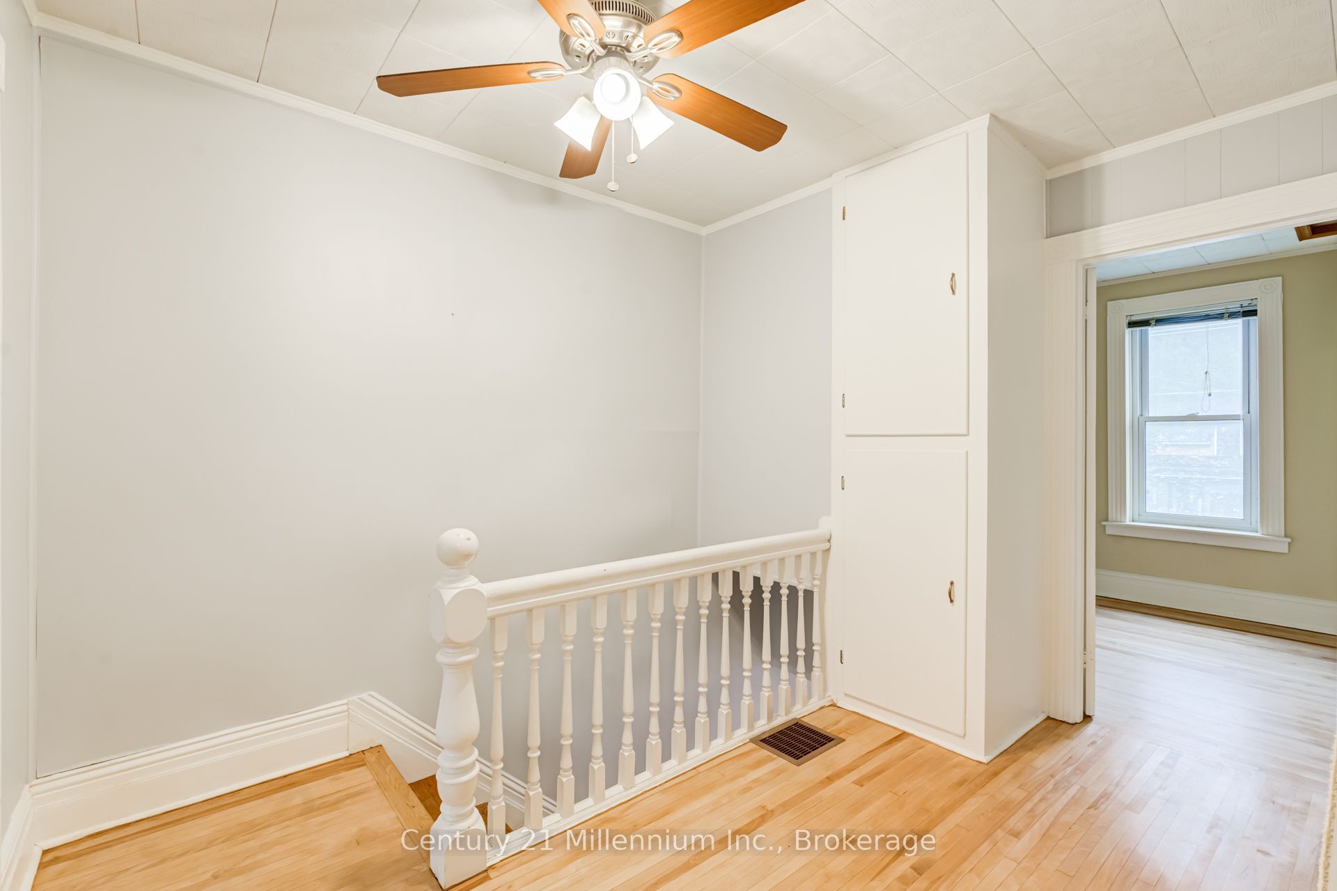 432 14th Street W Property Photo 27