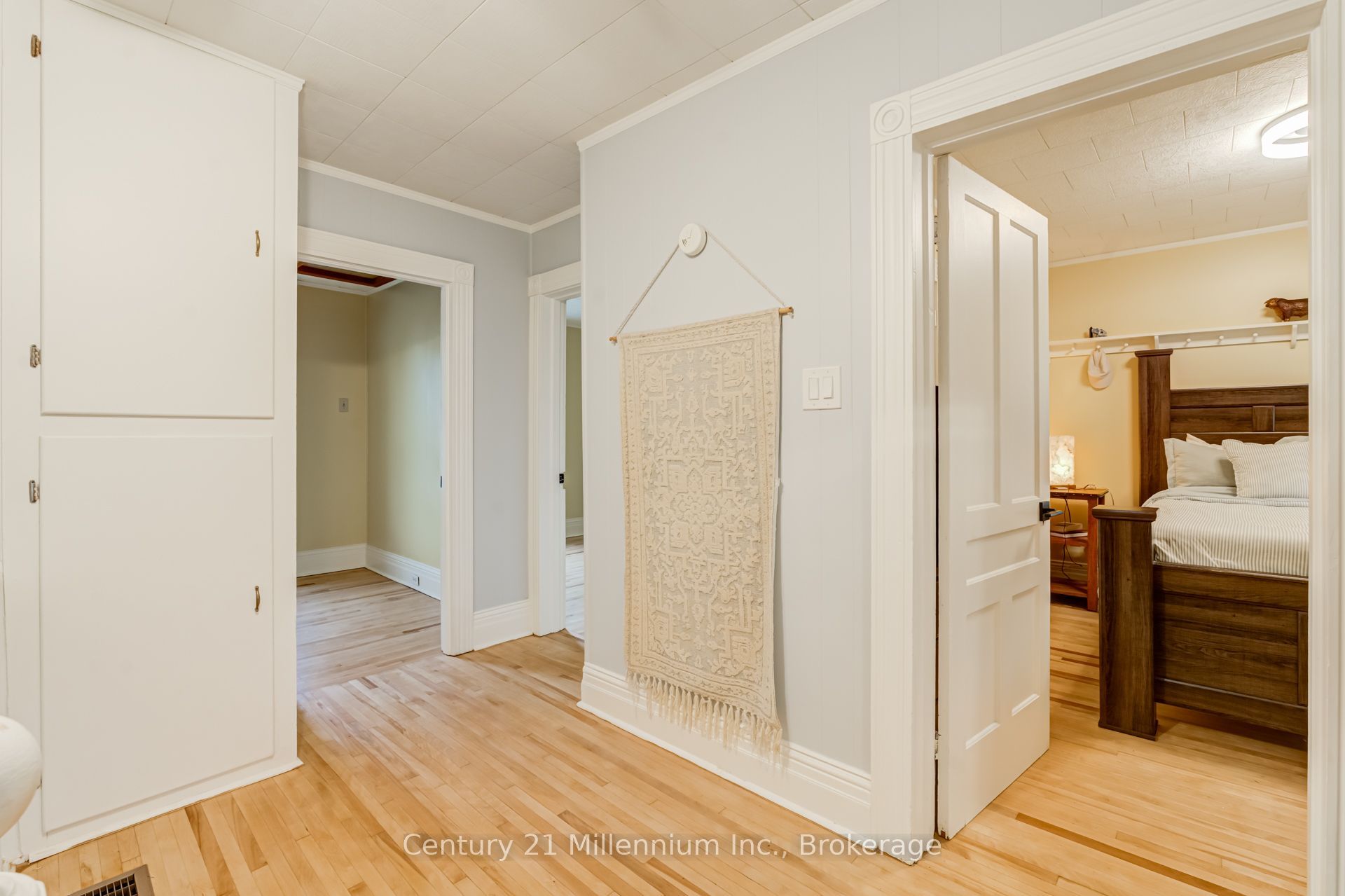 432 14th Street W Property Photo 28