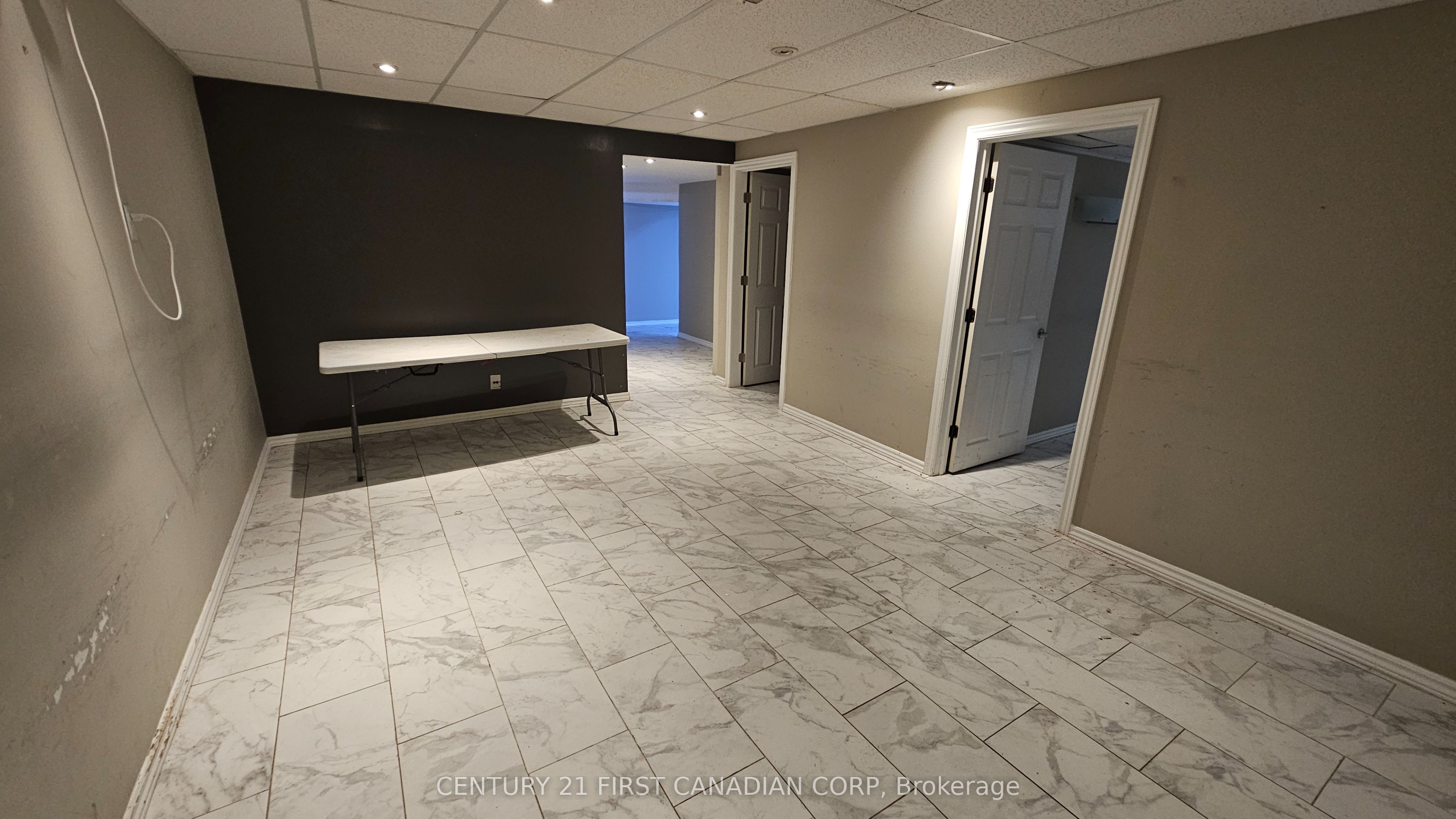 89 Wharncliffe Road N Upper Property Photo 10