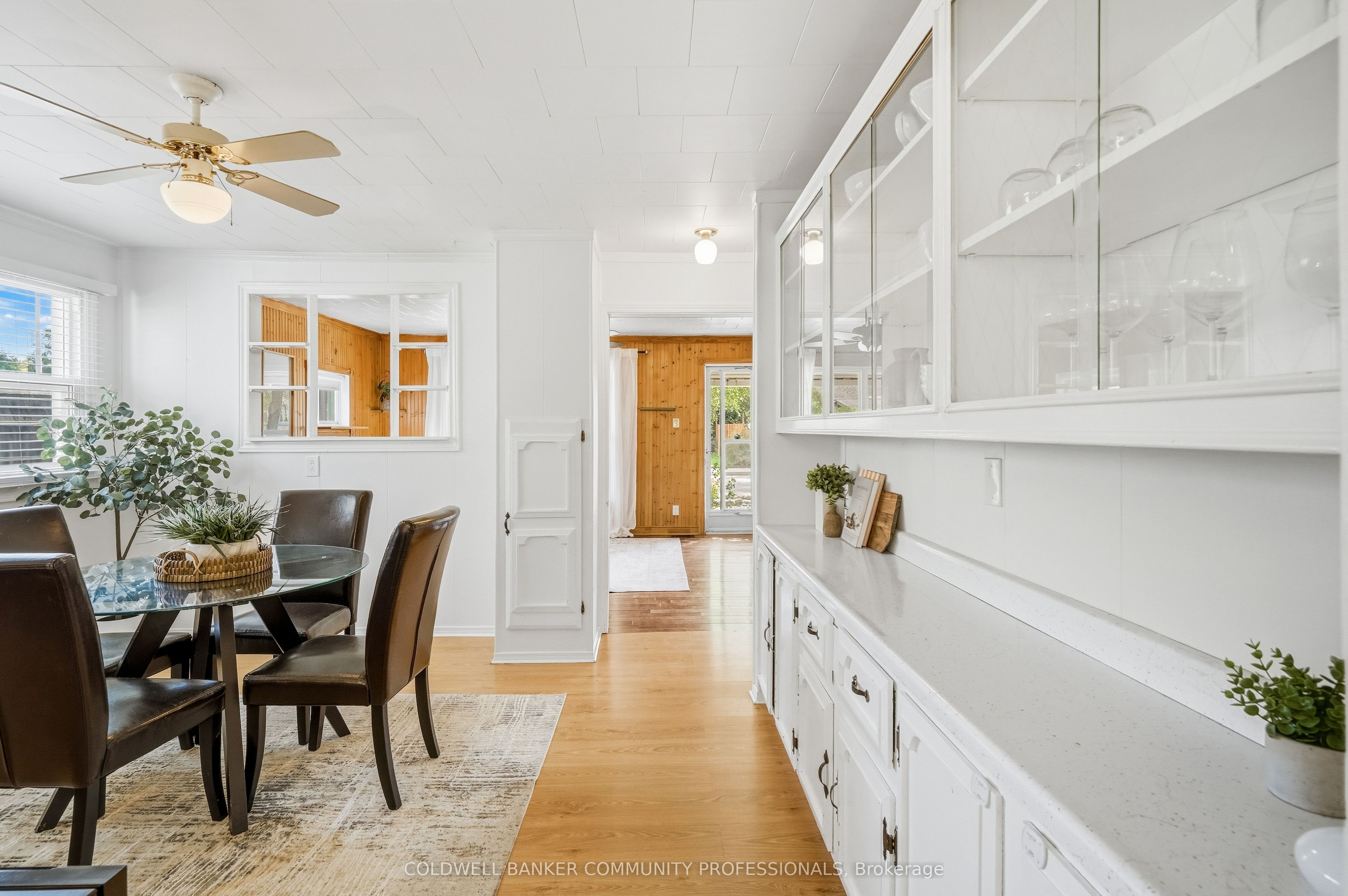 42 Sanderson Street Property Photo 16