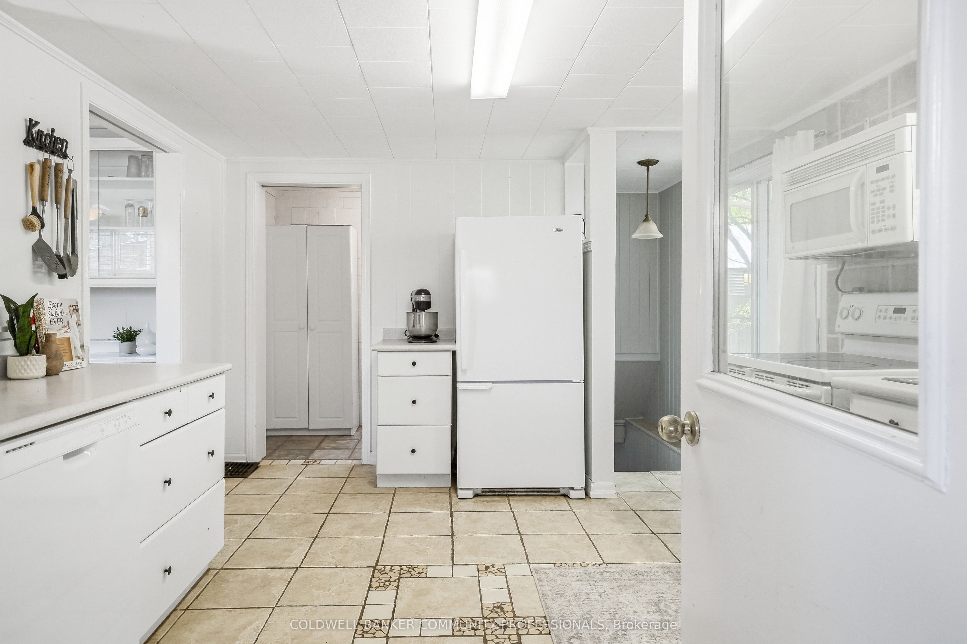 42 Sanderson Street Property Photo 21