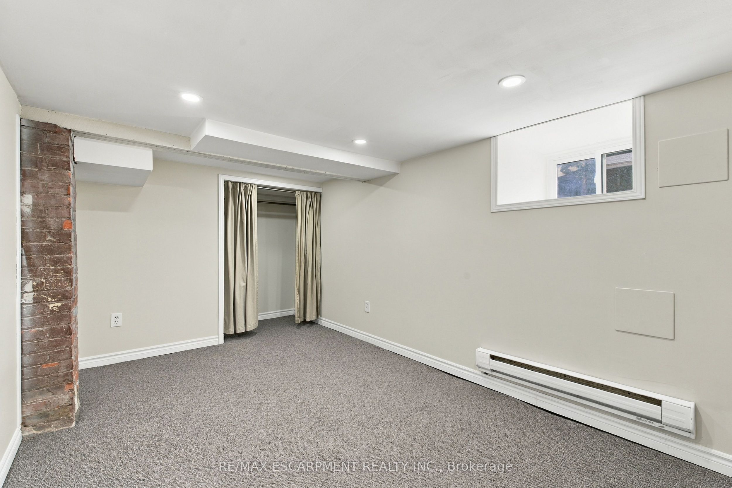 100 Balsam Avenue S Property Photo 12