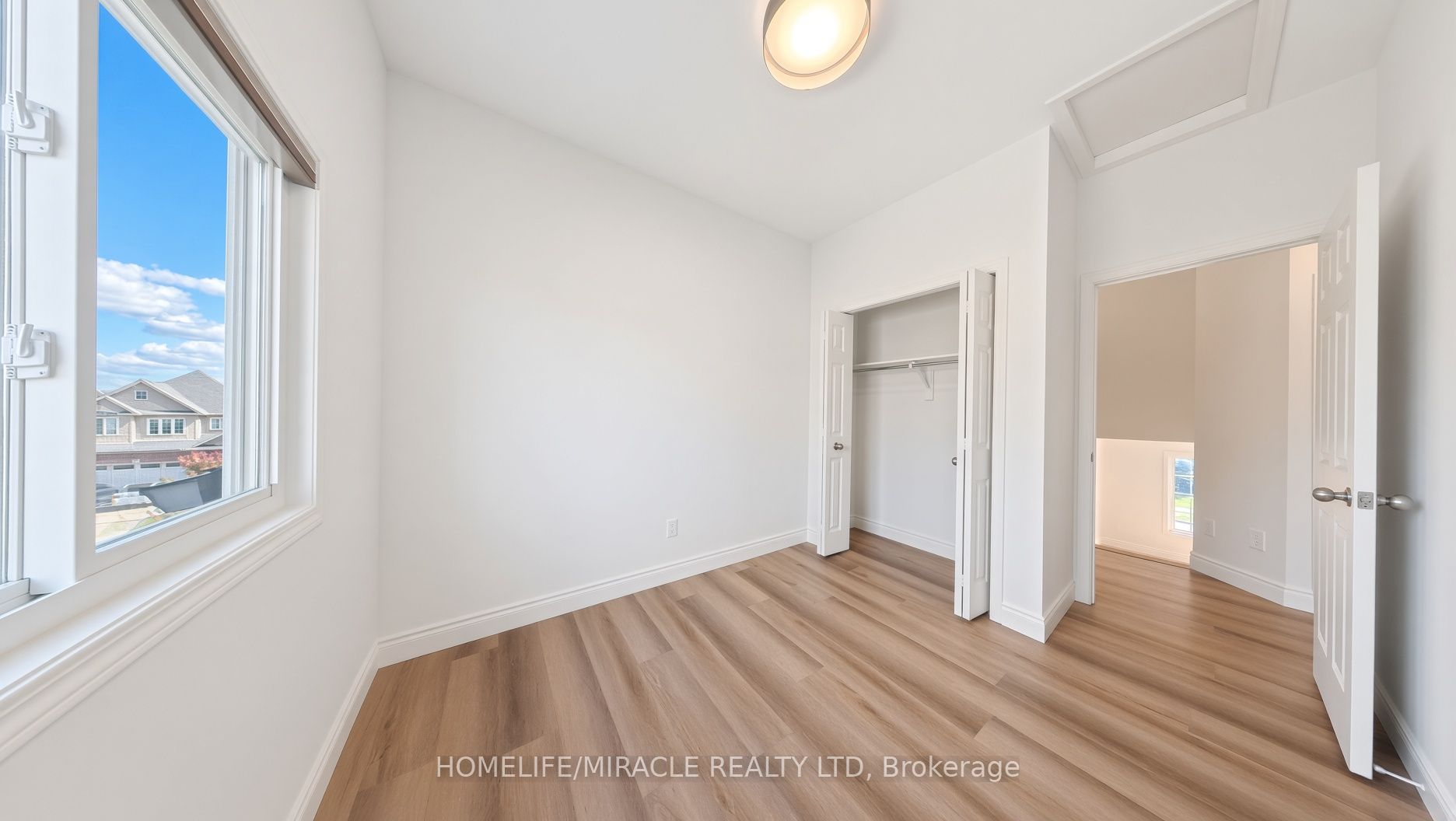 250 Parkvale Drive Property Photo 31