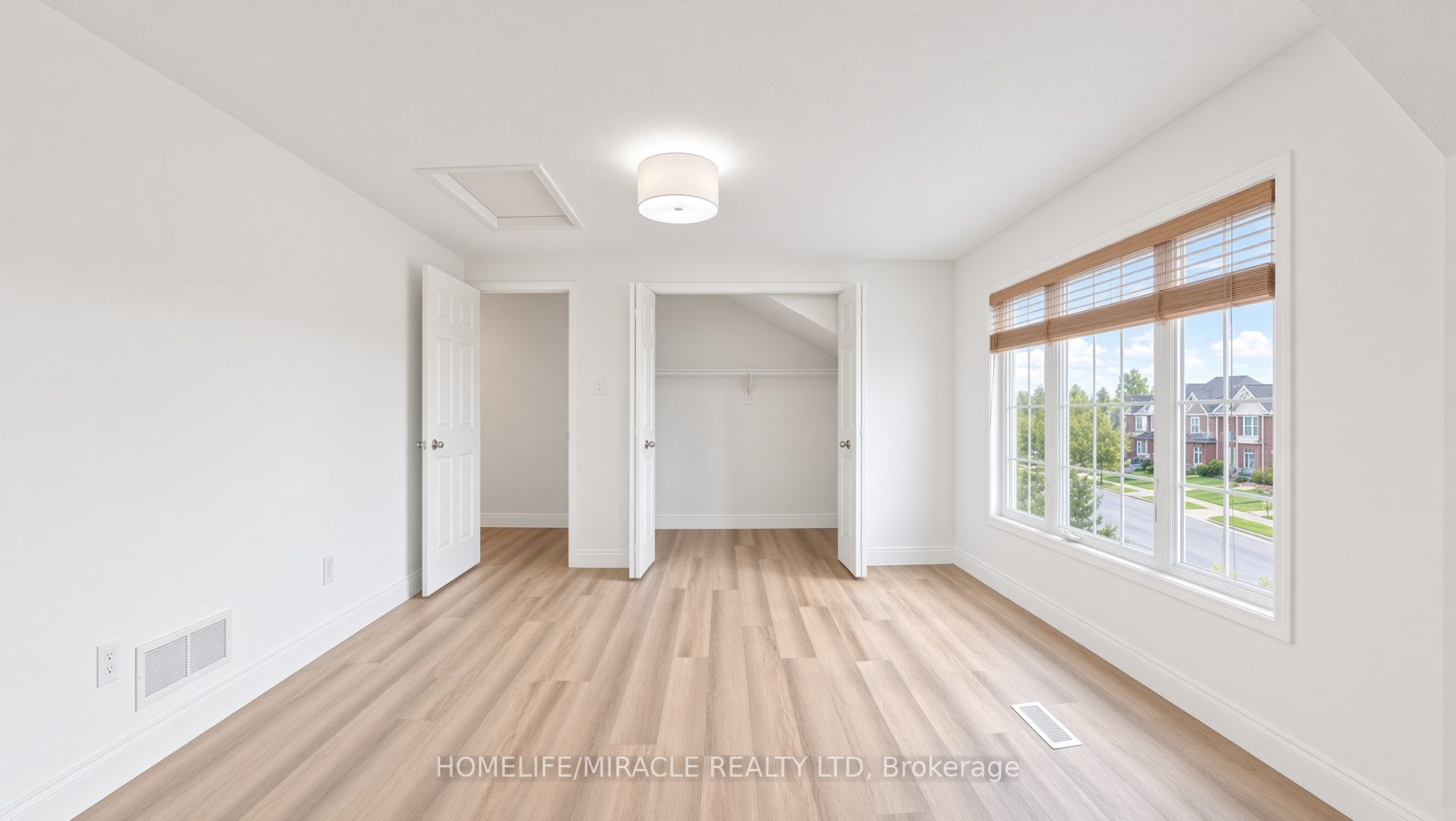 250 Parkvale Drive Property Photo 35