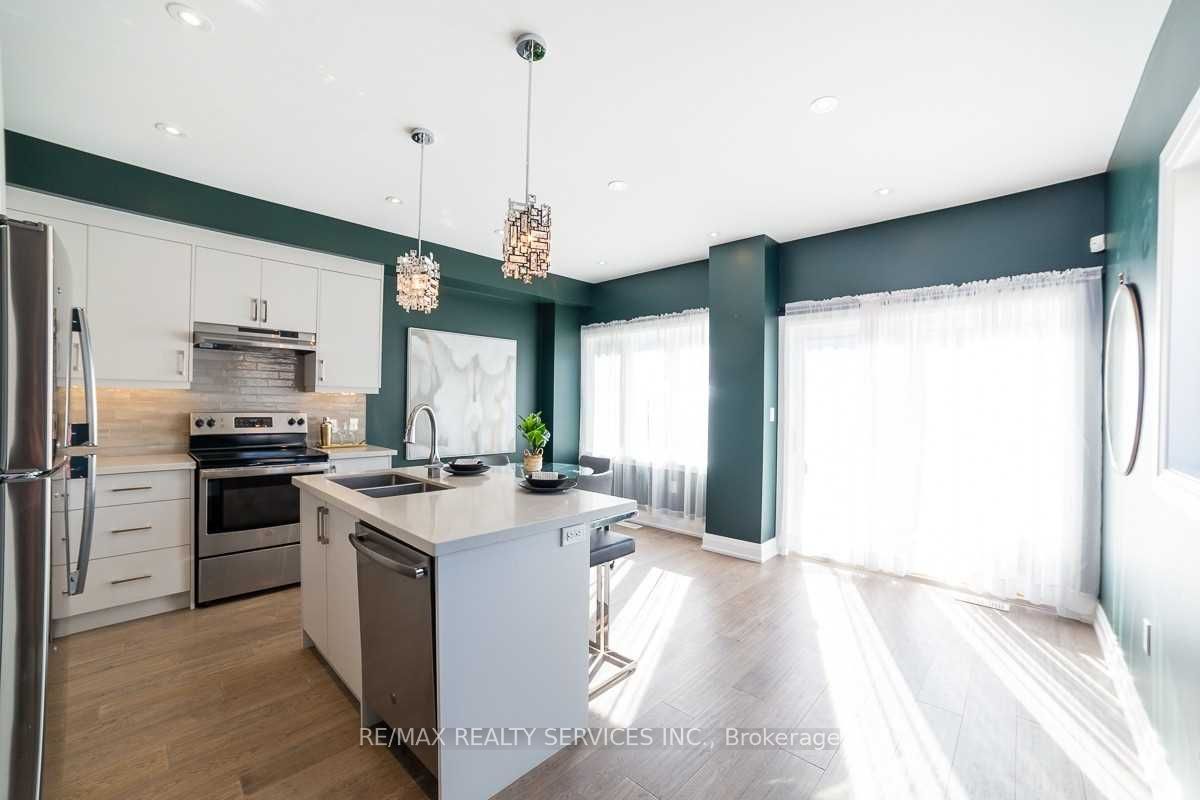 76 Burton Street Property Photo 6