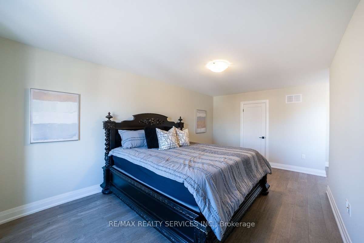 76 Burton Street Property Photo 23