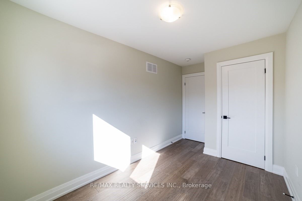 76 Burton Street Property Photo 28