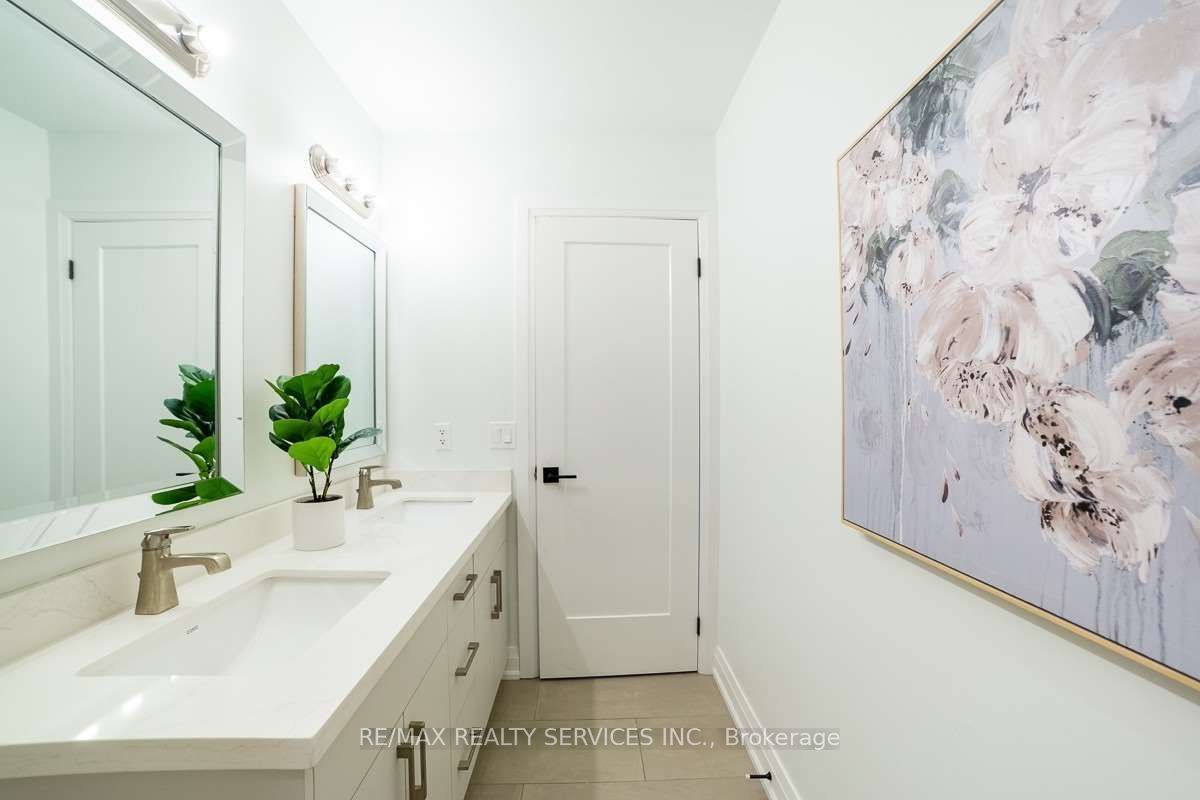 76 Burton Street Property Photo 30
