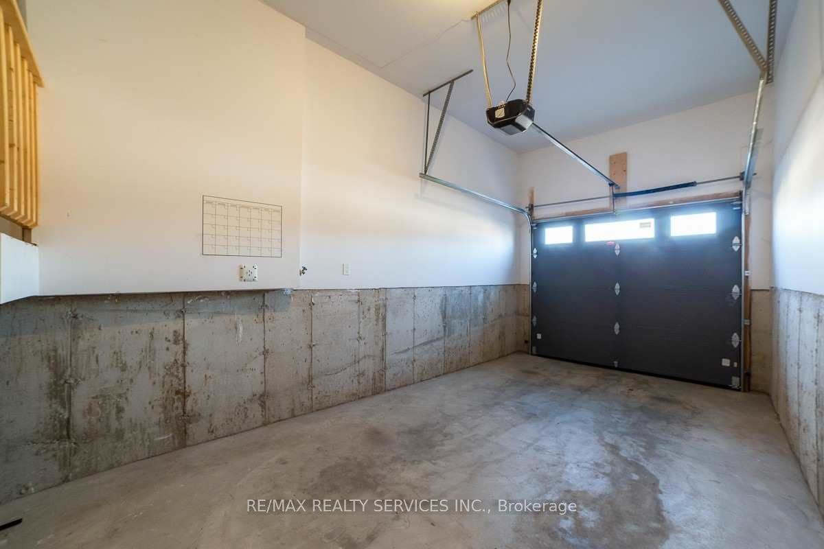 76 Burton Street Property Photo 36