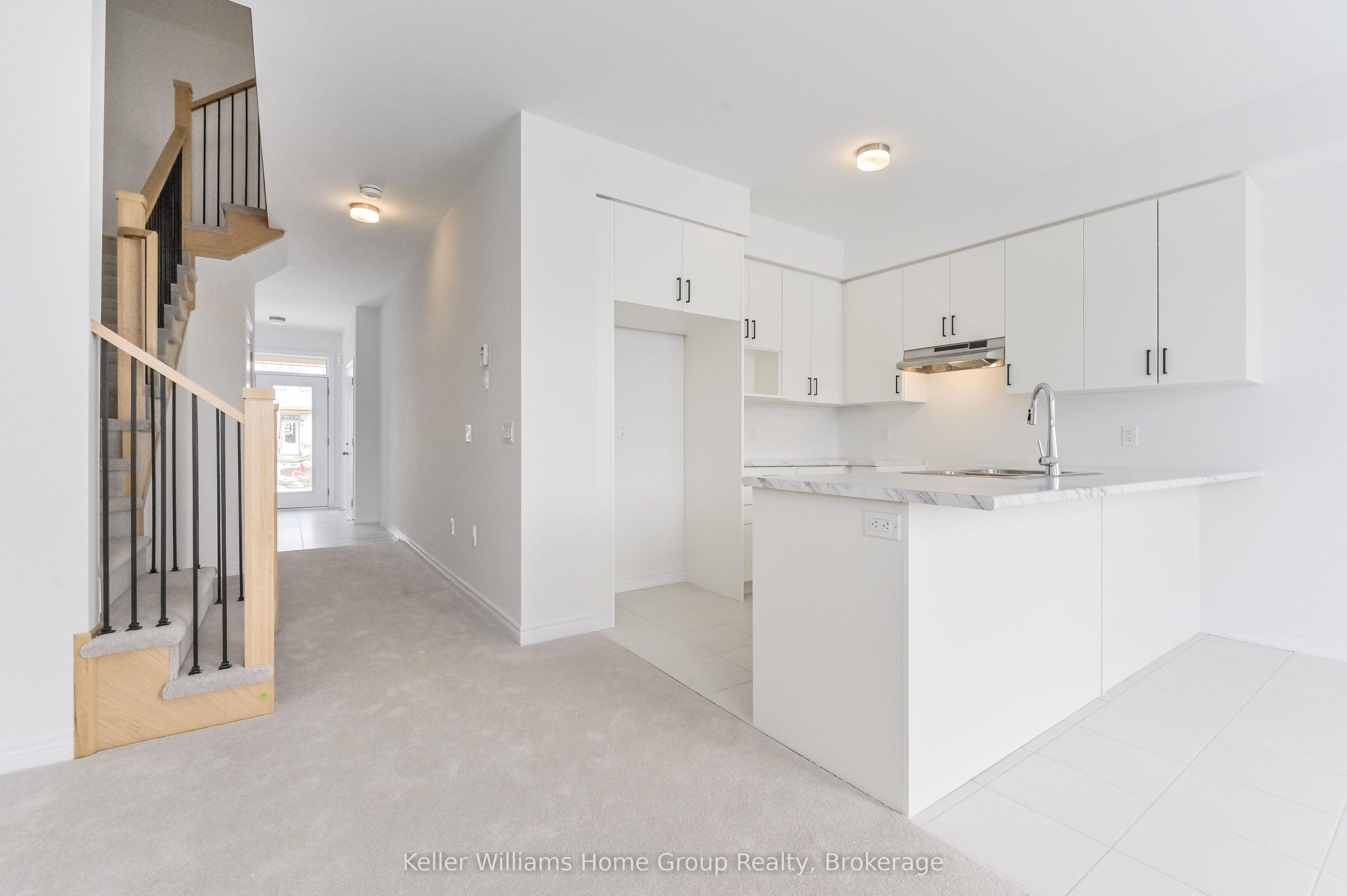 128 Edminston Drive Property Photo 3