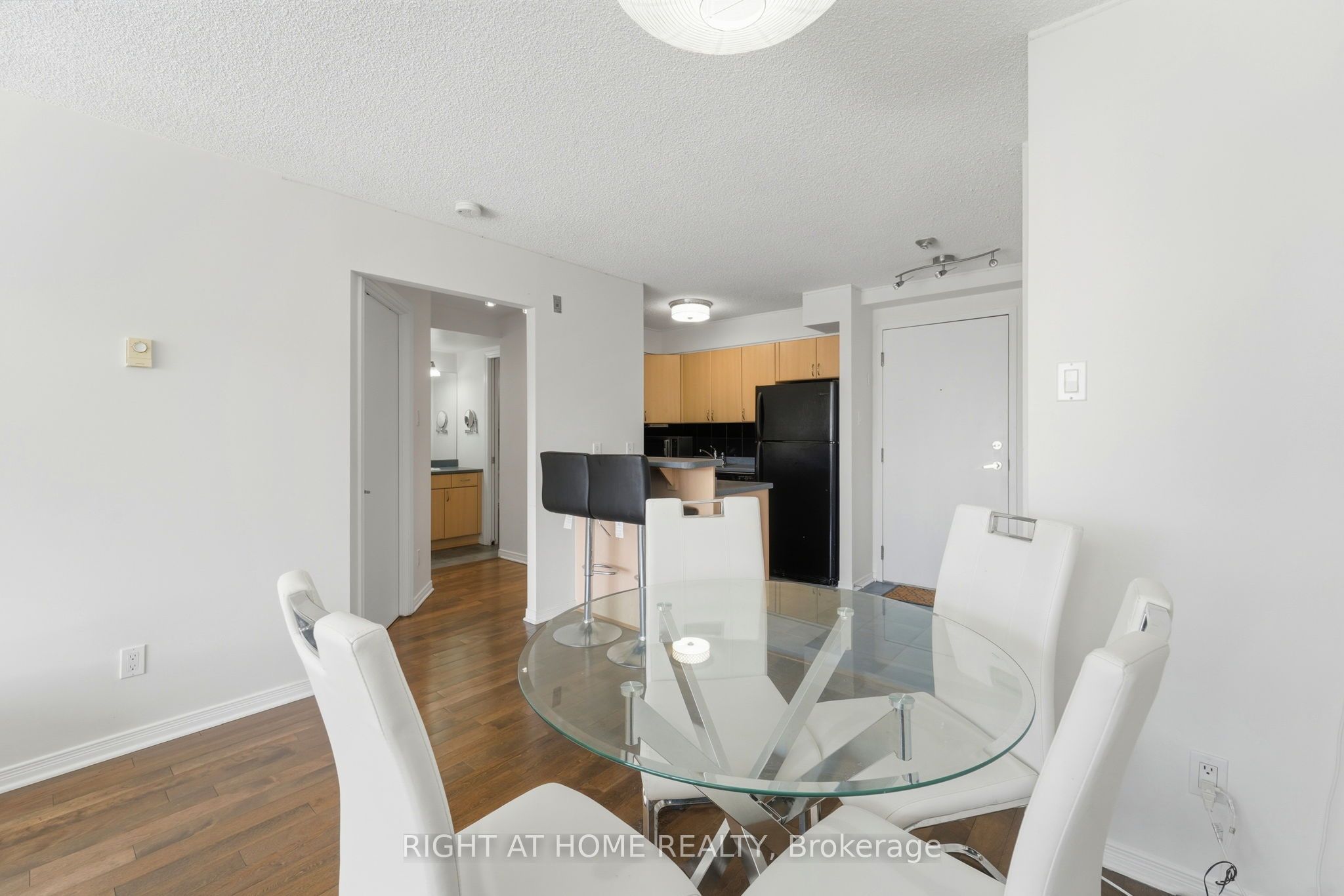 225 Alvin Road N 309 Property Photo 12