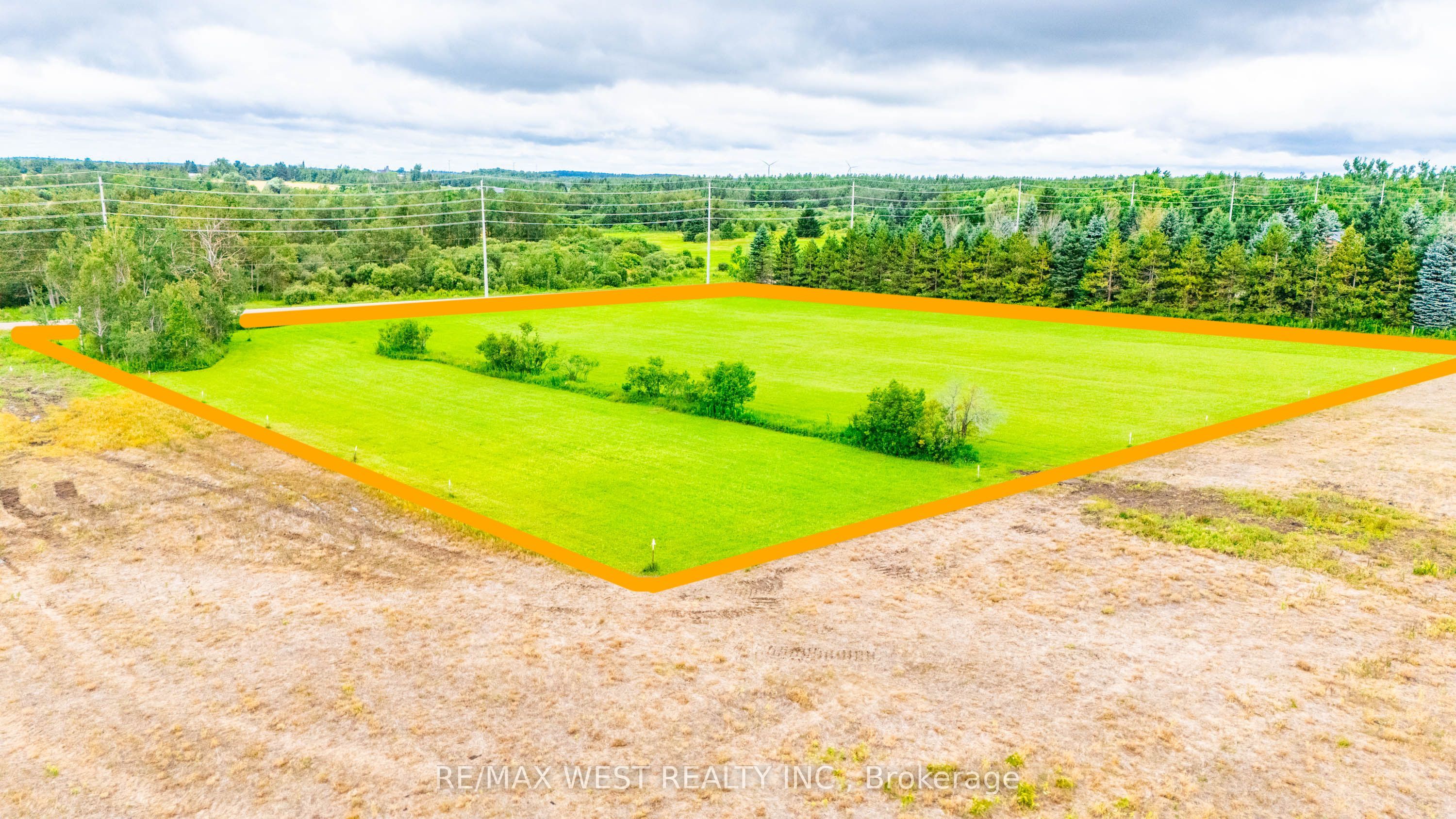 N/a 10th Line Property Photo 2
